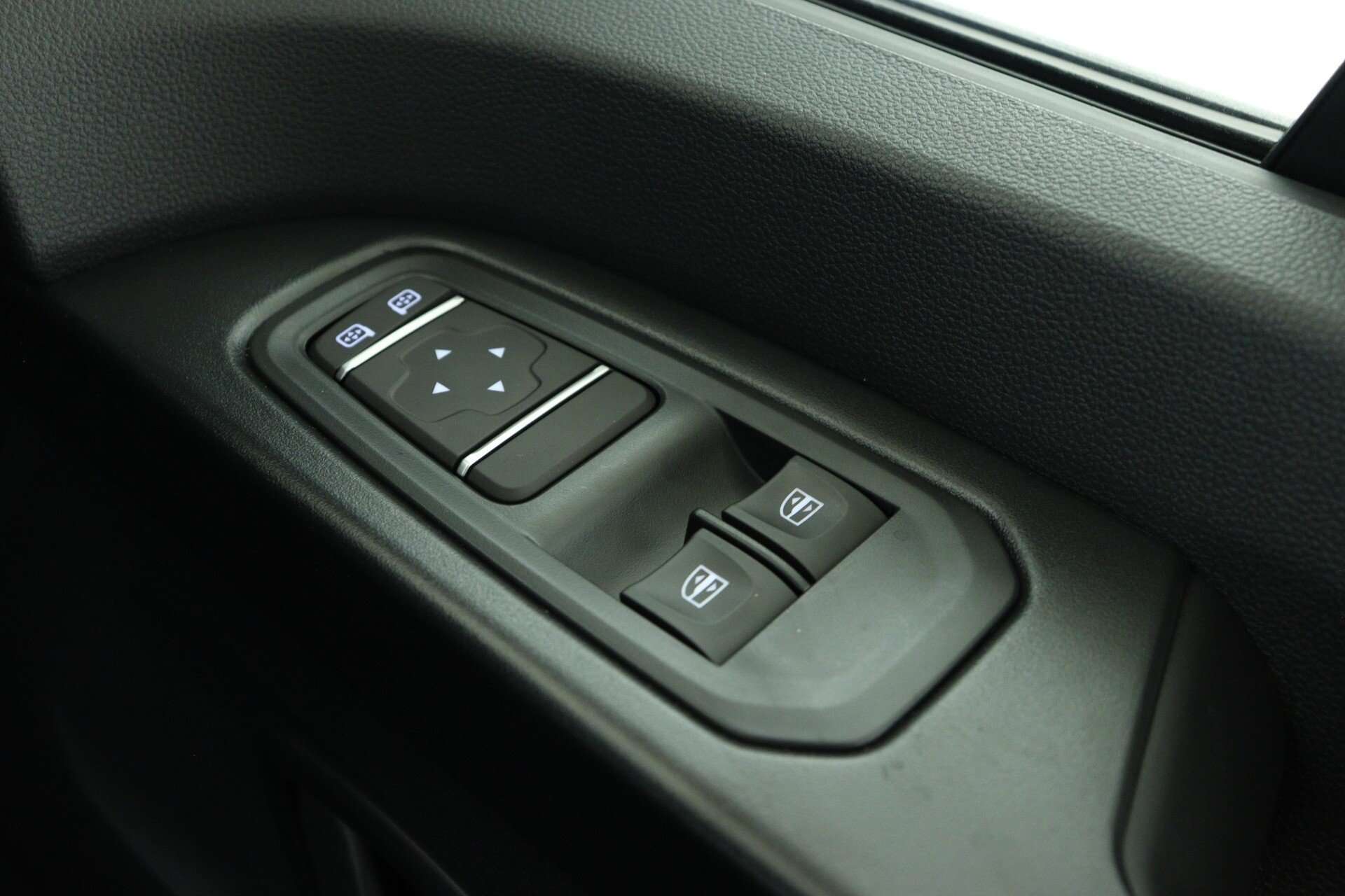 null RENAULT TRAFIC null RENAULT TRAFIC