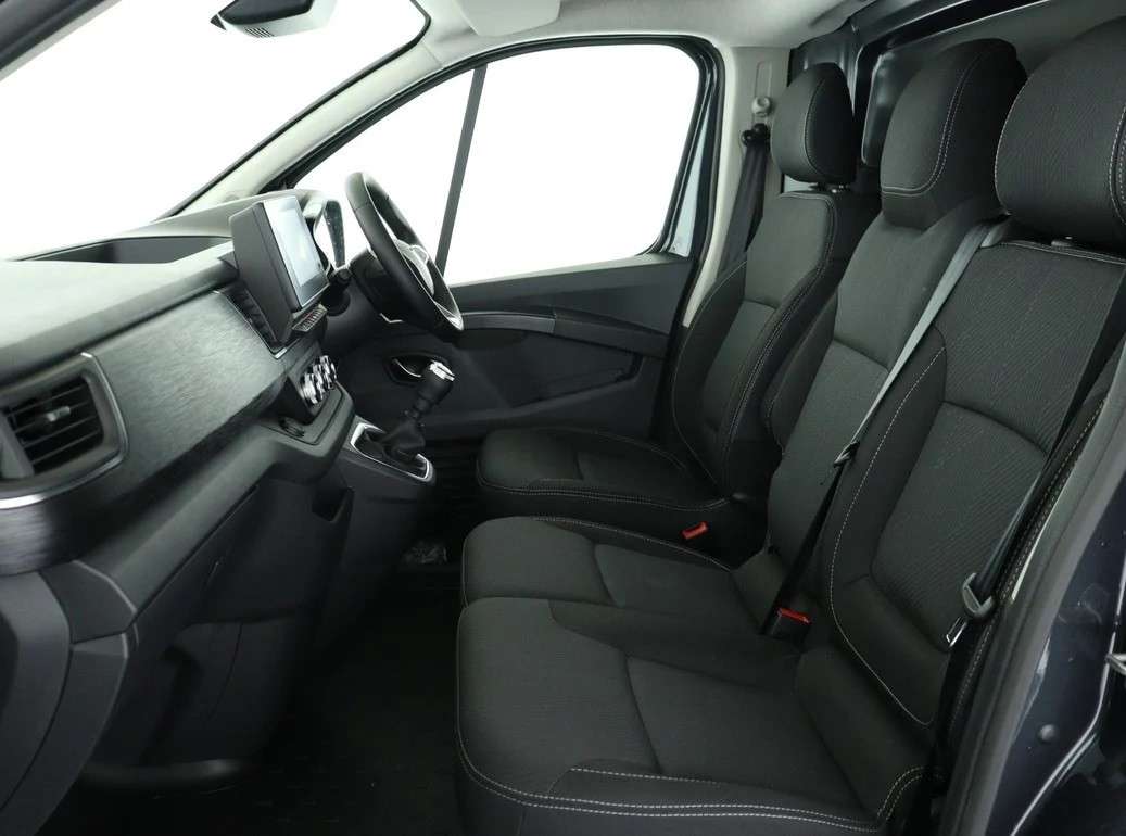 null RENAULT TRAFIC null RENAULT TRAFIC