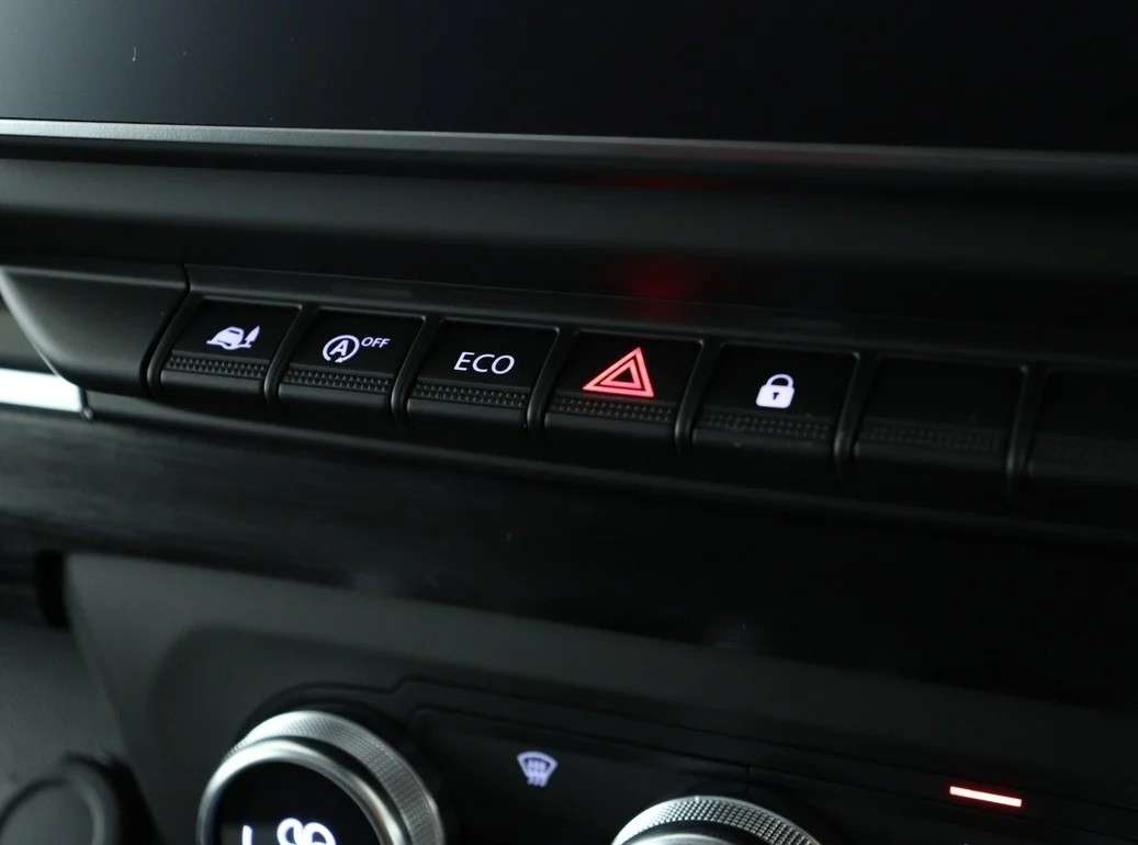 null RENAULT TRAFIC null RENAULT TRAFIC