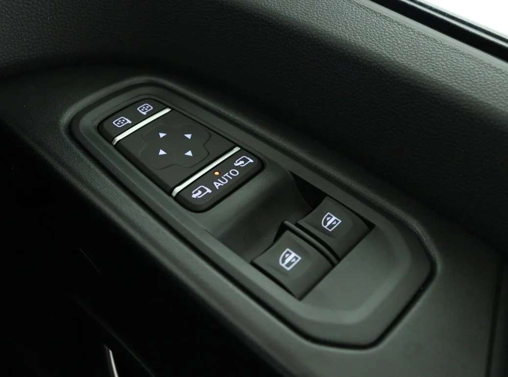 null RENAULT TRAFIC null RENAULT TRAFIC