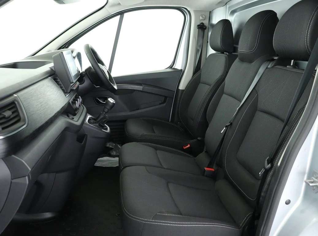 null RENAULT TRAFIC null RENAULT TRAFIC