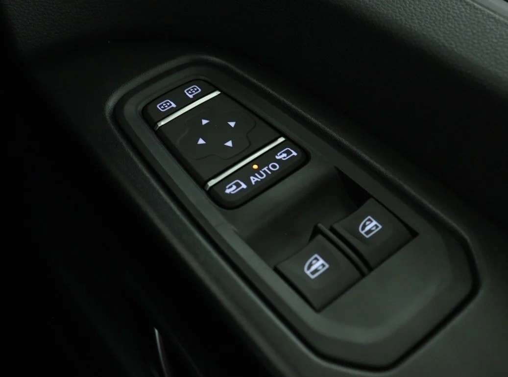 null RENAULT TRAFIC null RENAULT TRAFIC