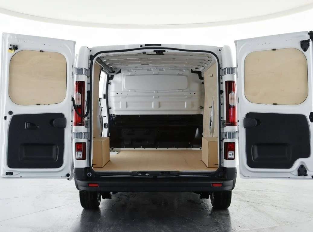 null RENAULT TRAFIC null RENAULT TRAFIC