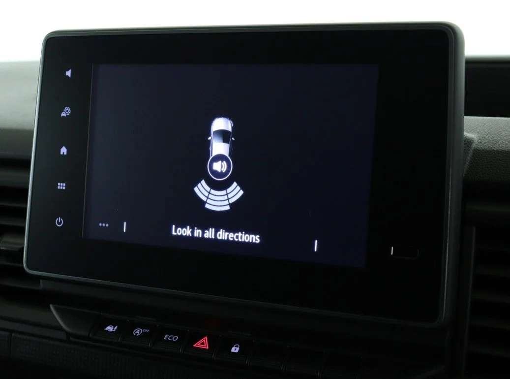 null RENAULT TRAFIC null RENAULT TRAFIC