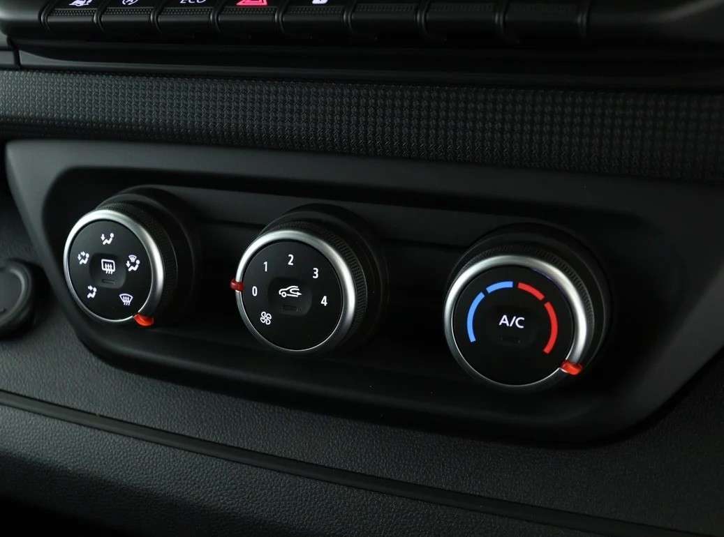 null RENAULT TRAFIC null RENAULT TRAFIC