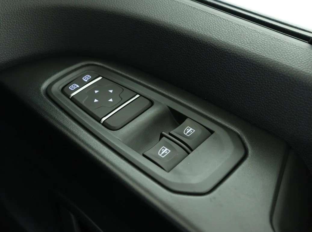 null RENAULT TRAFIC null RENAULT TRAFIC