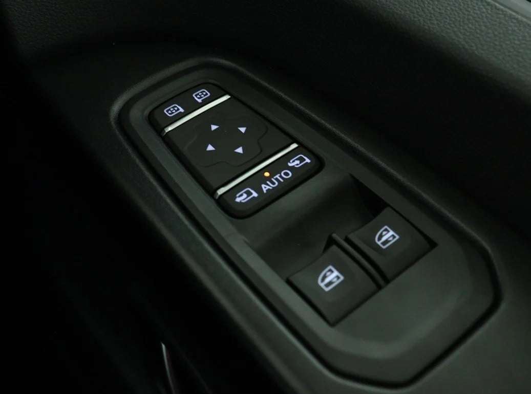 null RENAULT TRAFIC null RENAULT TRAFIC