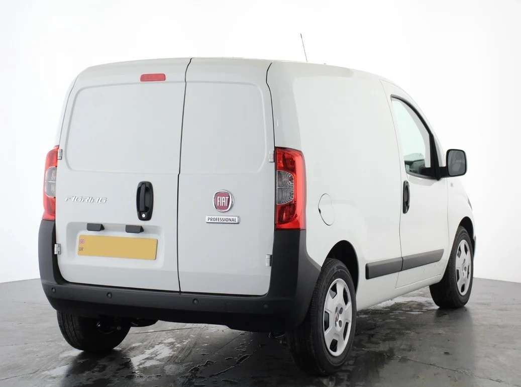 A null FIAT FIORINO 1.3 Multijet Standard A null FIAT FIORINO 1.3 Multijet Standard