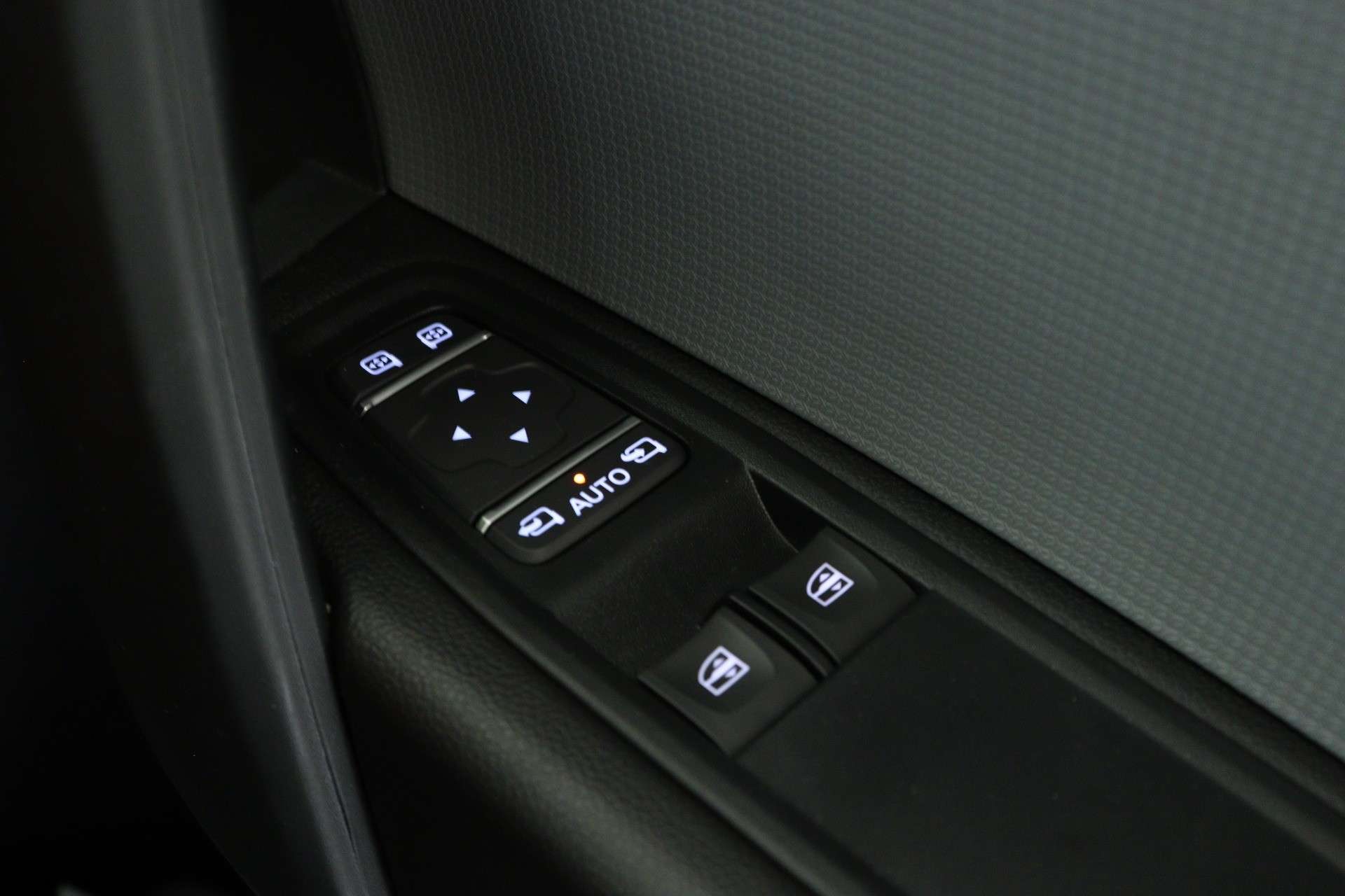 null NISSAN TOWNSTAR null NISSAN TOWNSTAR