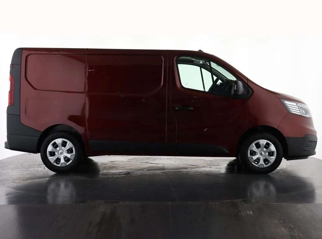 A null RENAULT TRAFIC SL30 Blue DCi 130 Start A null RENAULT TRAFIC SL30 Blue DCi 130 Start