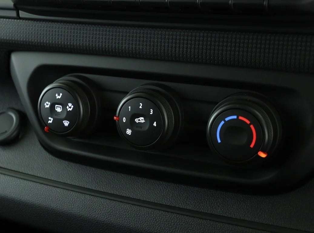 null RENAULT TRAFIC null RENAULT TRAFIC