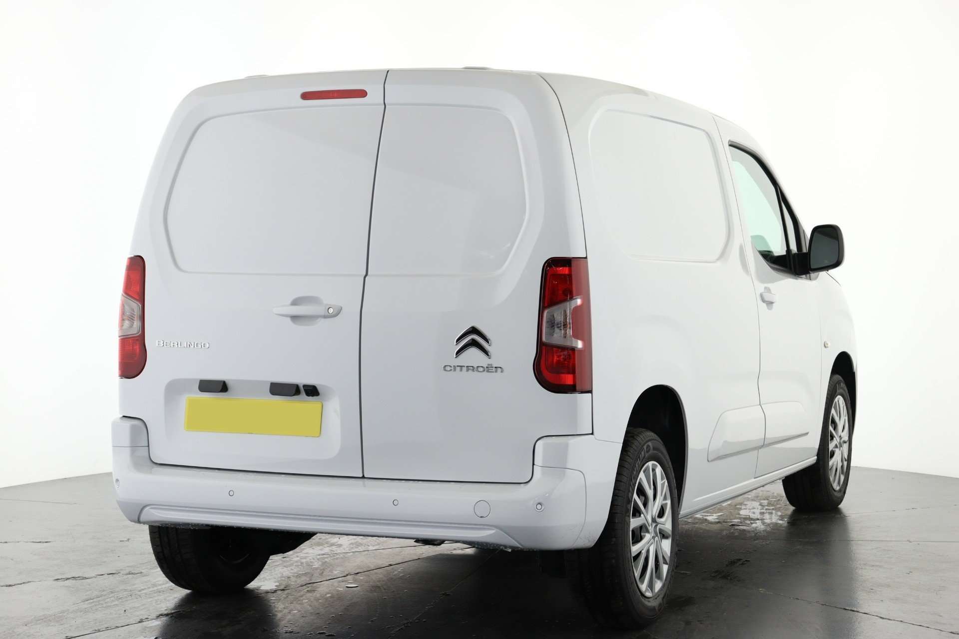 A null CITROEN BERLINGO M 1.5 Blue hdi 1000Kg Driver Edition 130PS Auto A null CITROEN BERLINGO M 1.5 Blue hdi 1000Kg Driver Edition 130PS Auto