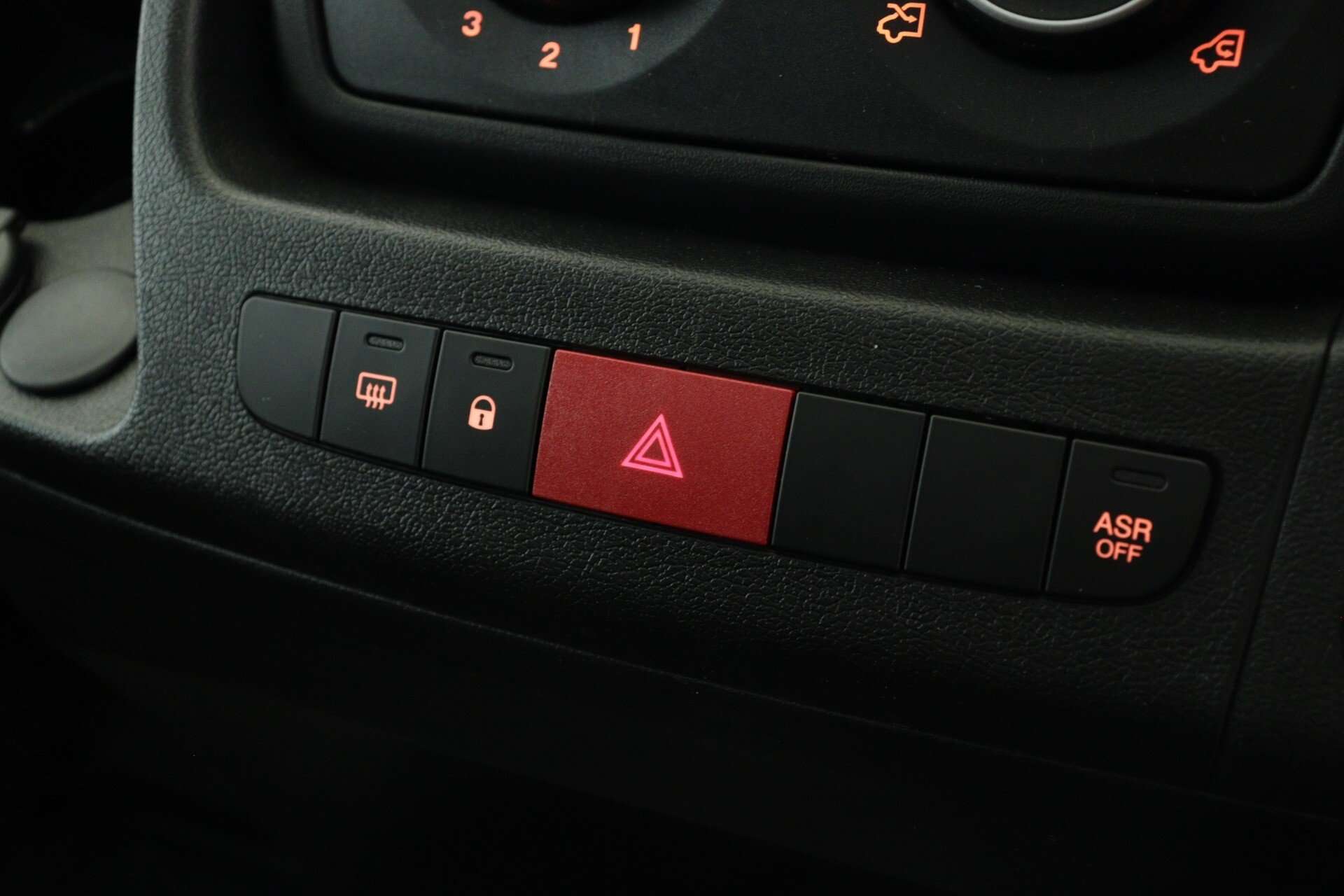 null PEUGEOT BOXER null PEUGEOT BOXER