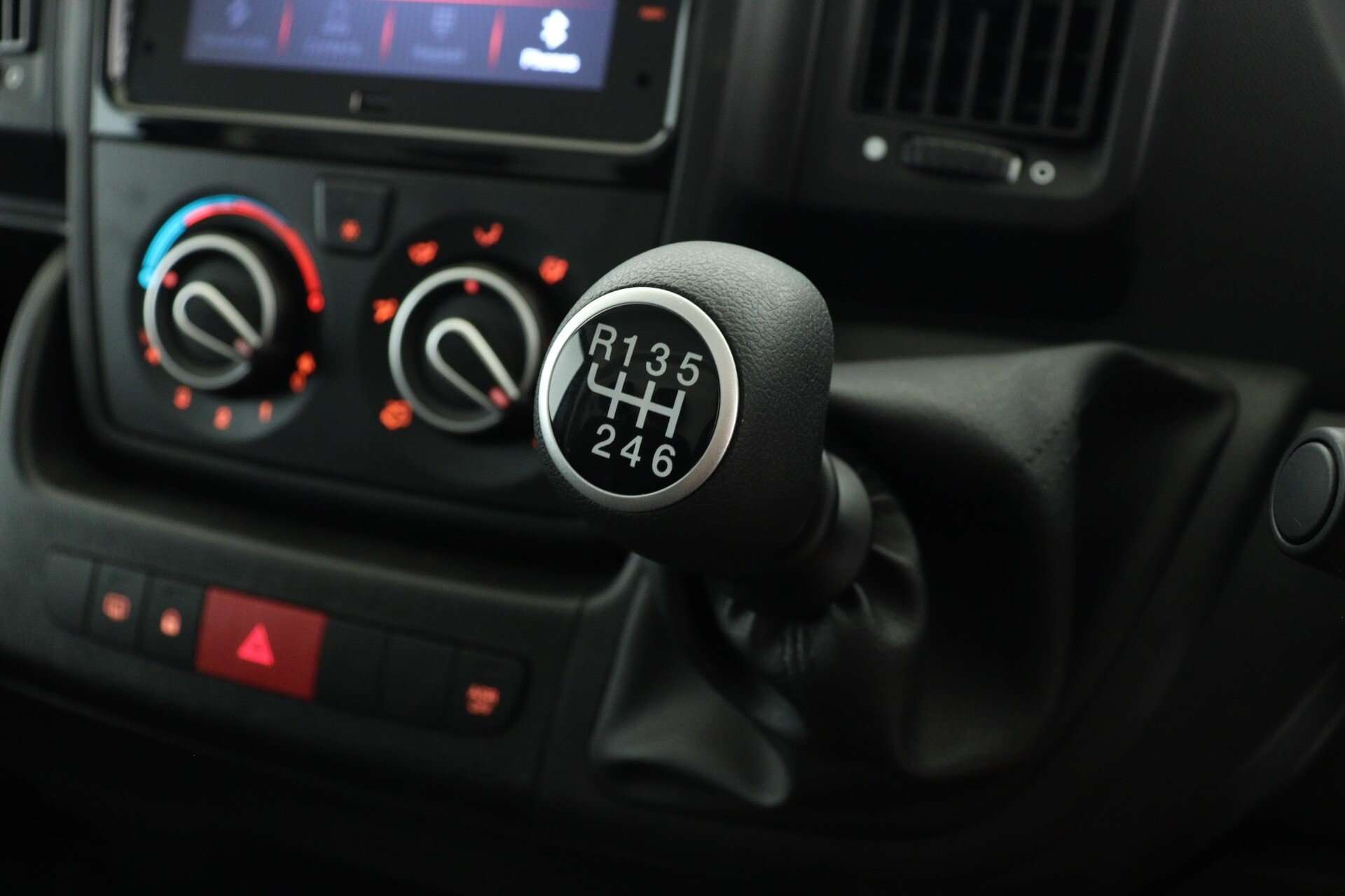 null PEUGEOT BOXER null PEUGEOT BOXER