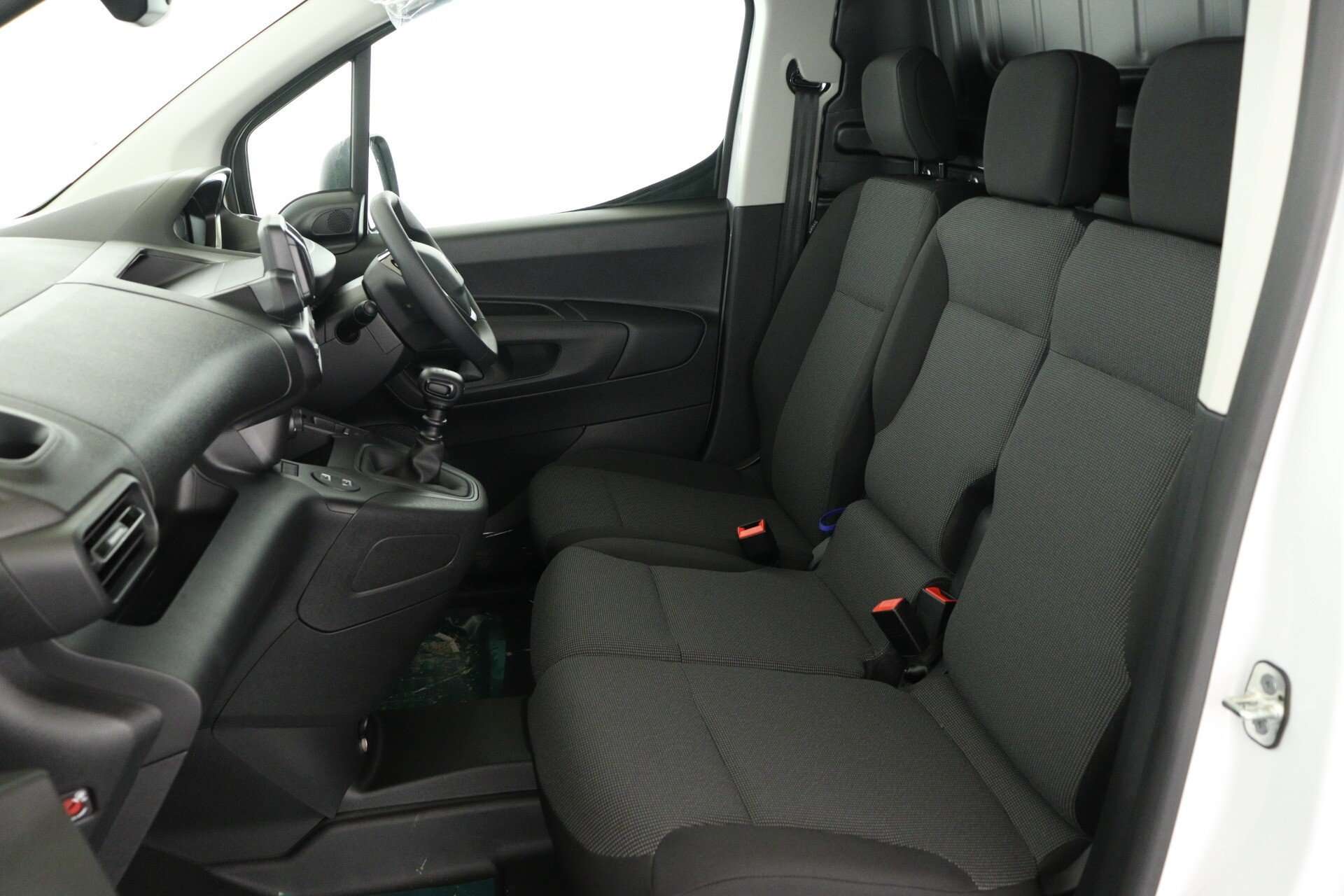 2024 PEUGEOT PARTNER 2024 PEUGEOT PARTNER