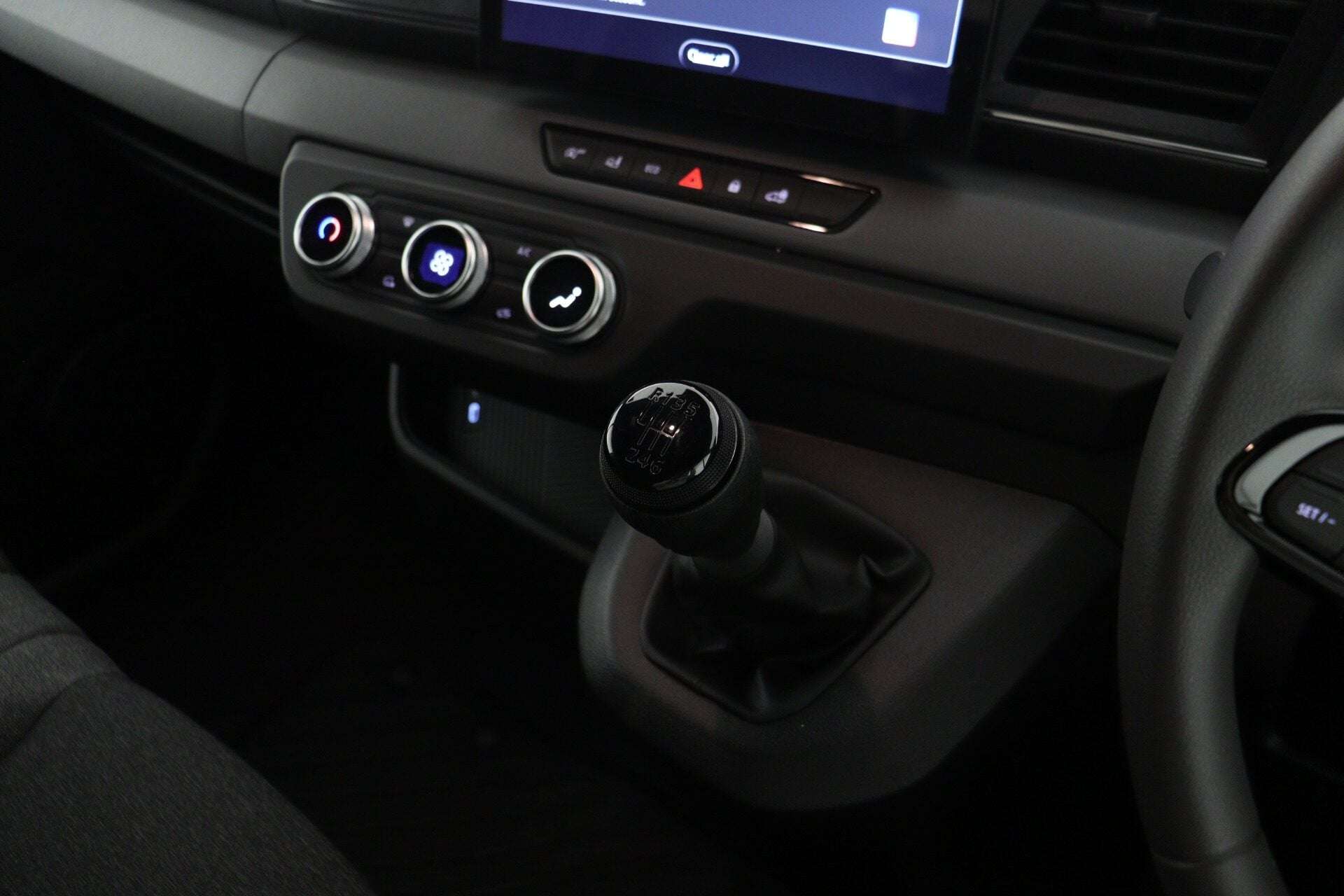 2025 RENAULT MASTER 2025 RENAULT MASTER