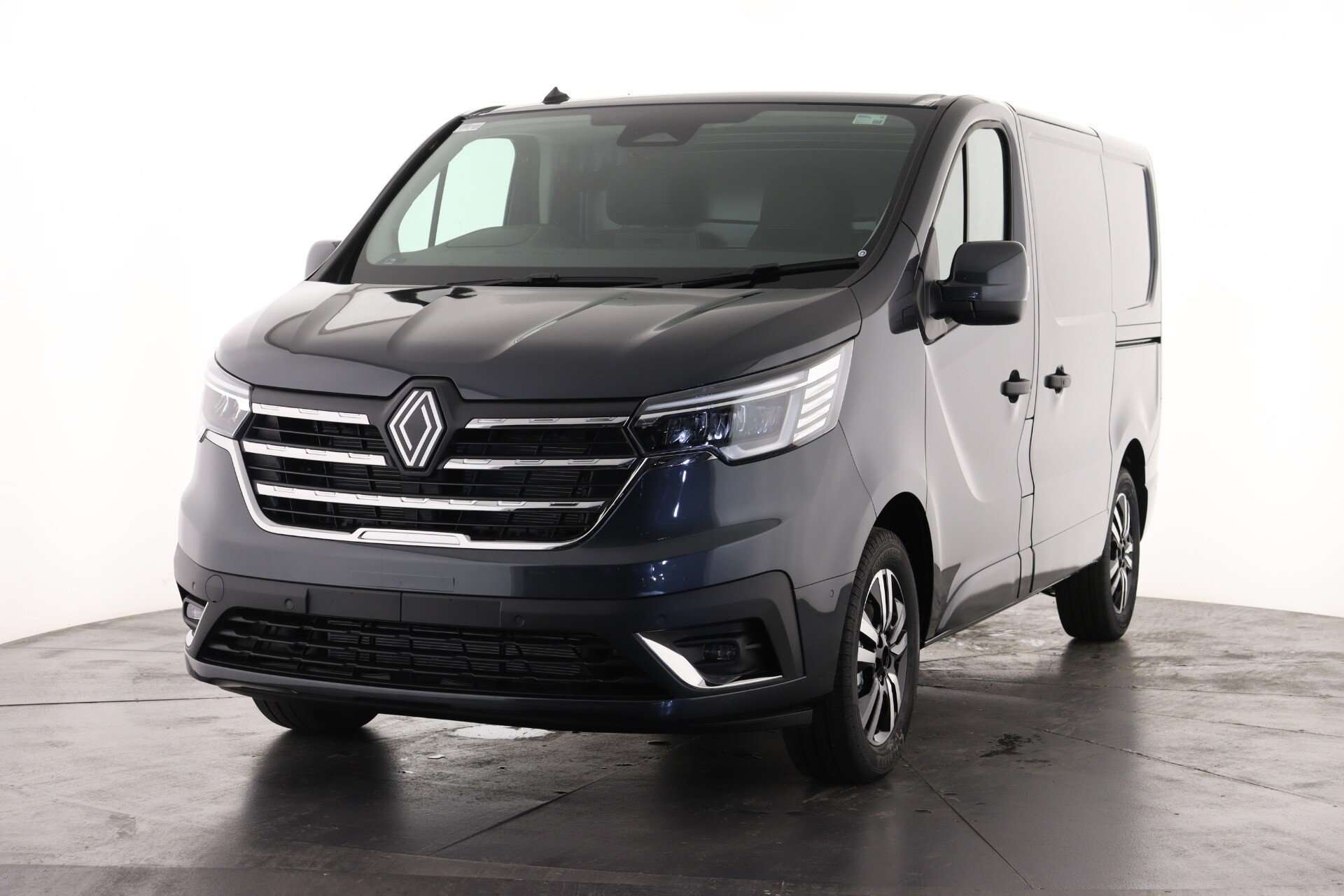 2025 RENAULT TRAFIC 2025 RENAULT TRAFIC