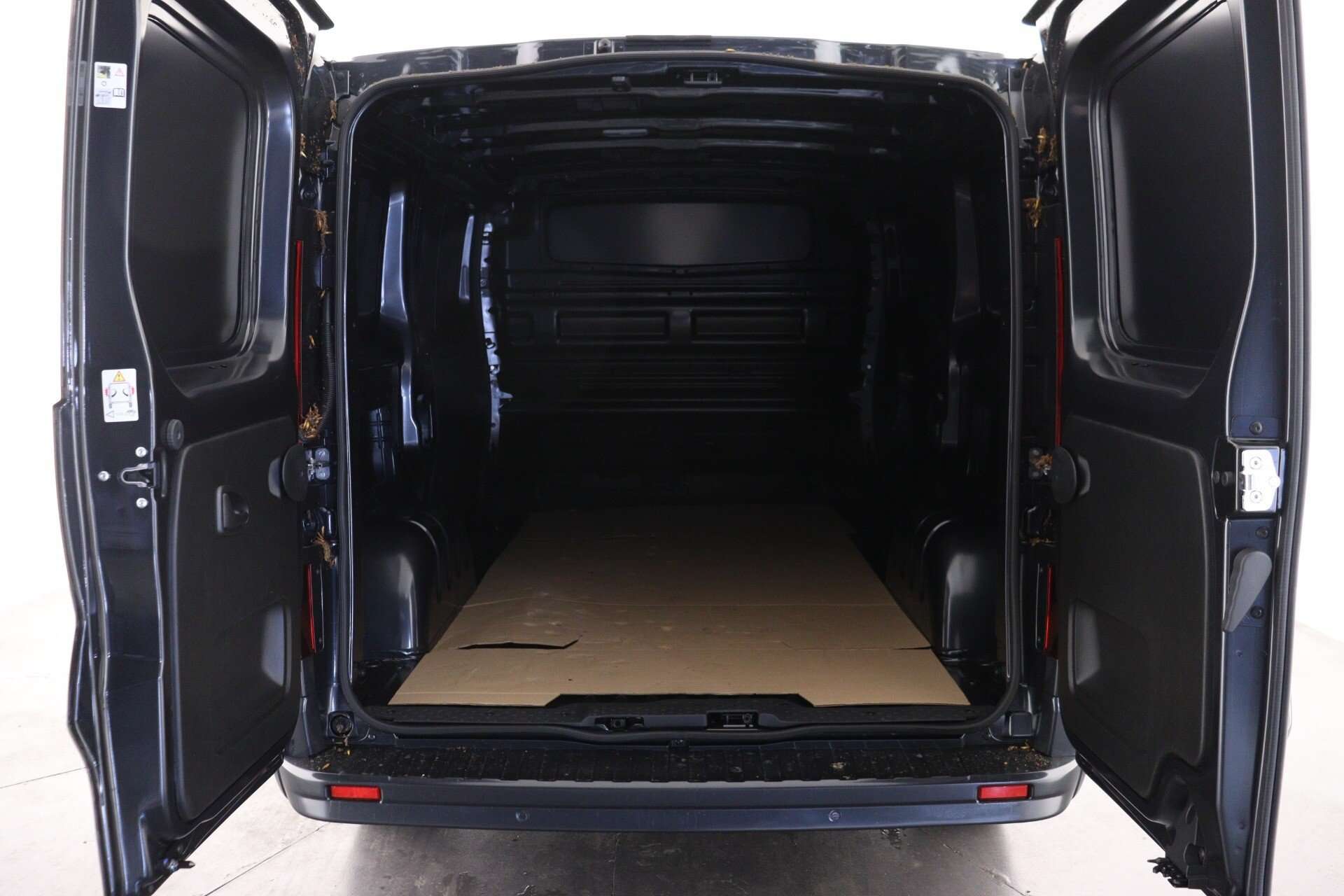 2025 RENAULT TRAFIC 2025 RENAULT TRAFIC