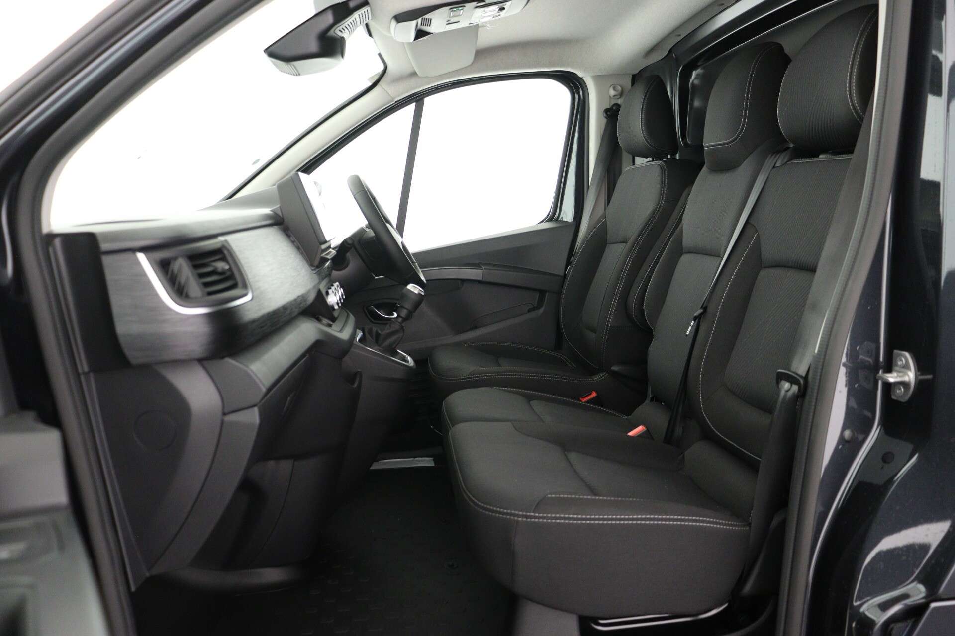 2025 RENAULT TRAFIC 2025 RENAULT TRAFIC