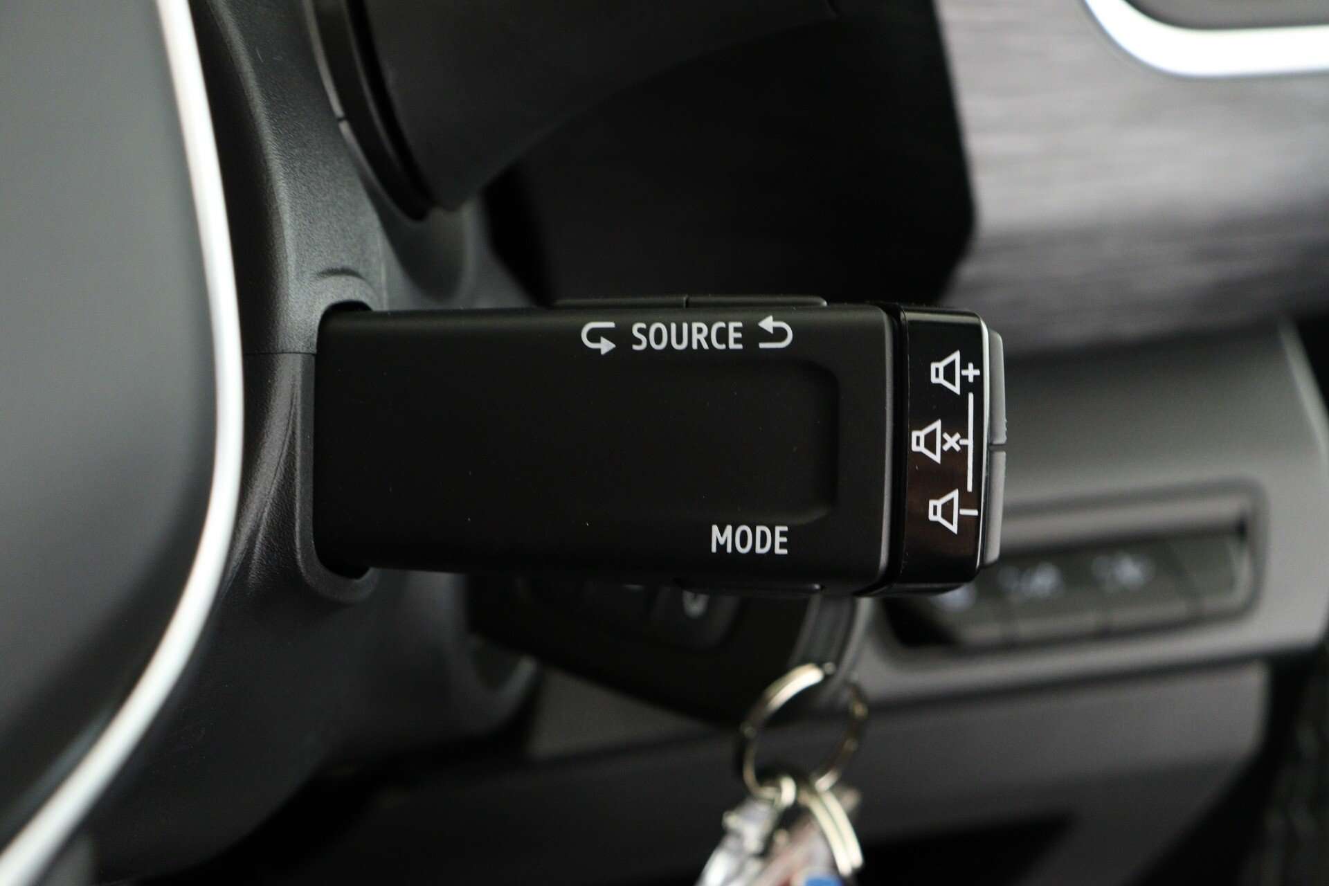 2025 RENAULT TRAFIC 2025 RENAULT TRAFIC