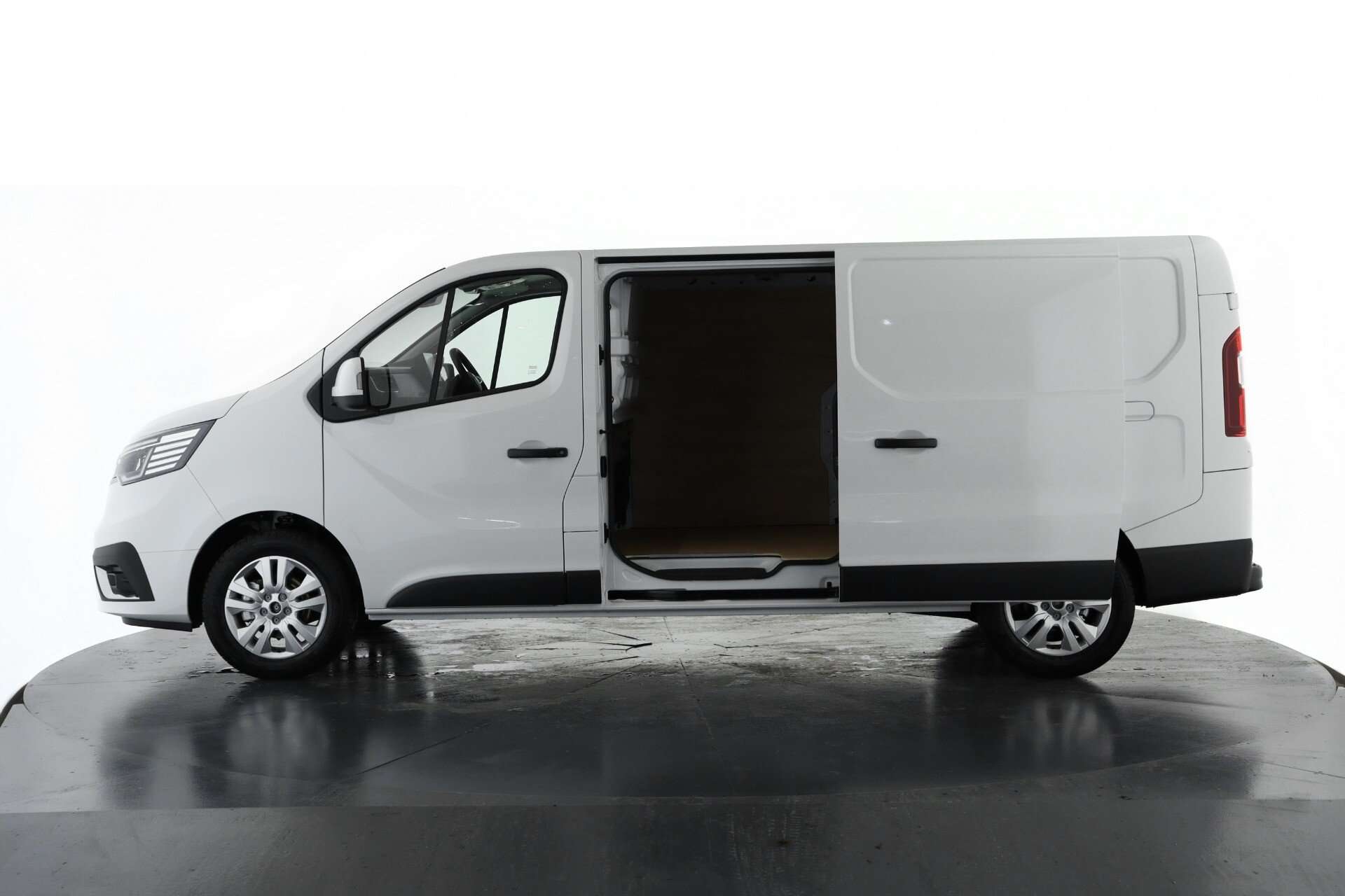 2025 RENAULT TRAFIC 2025 RENAULT TRAFIC