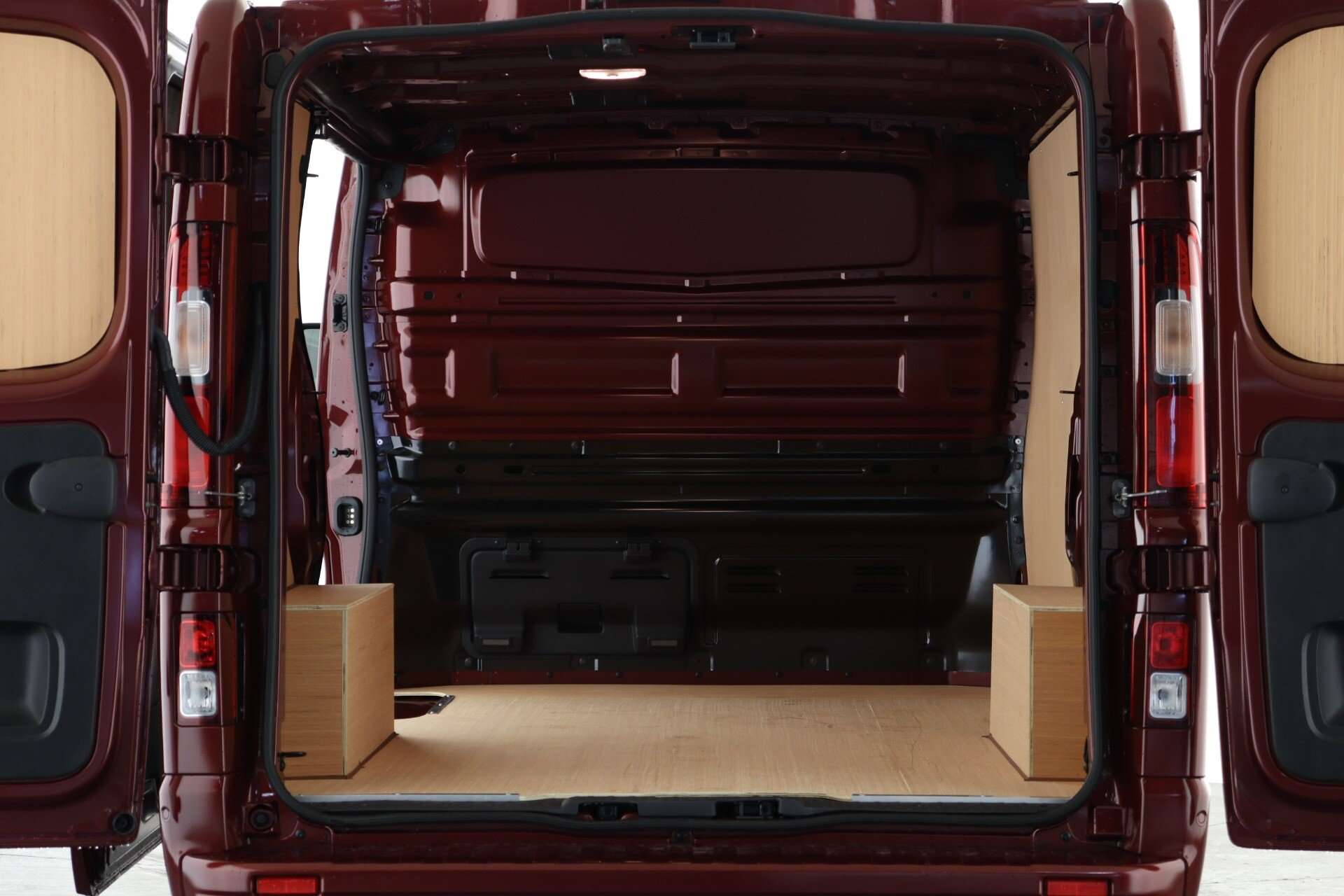 null RENAULT TRAFIC null RENAULT TRAFIC