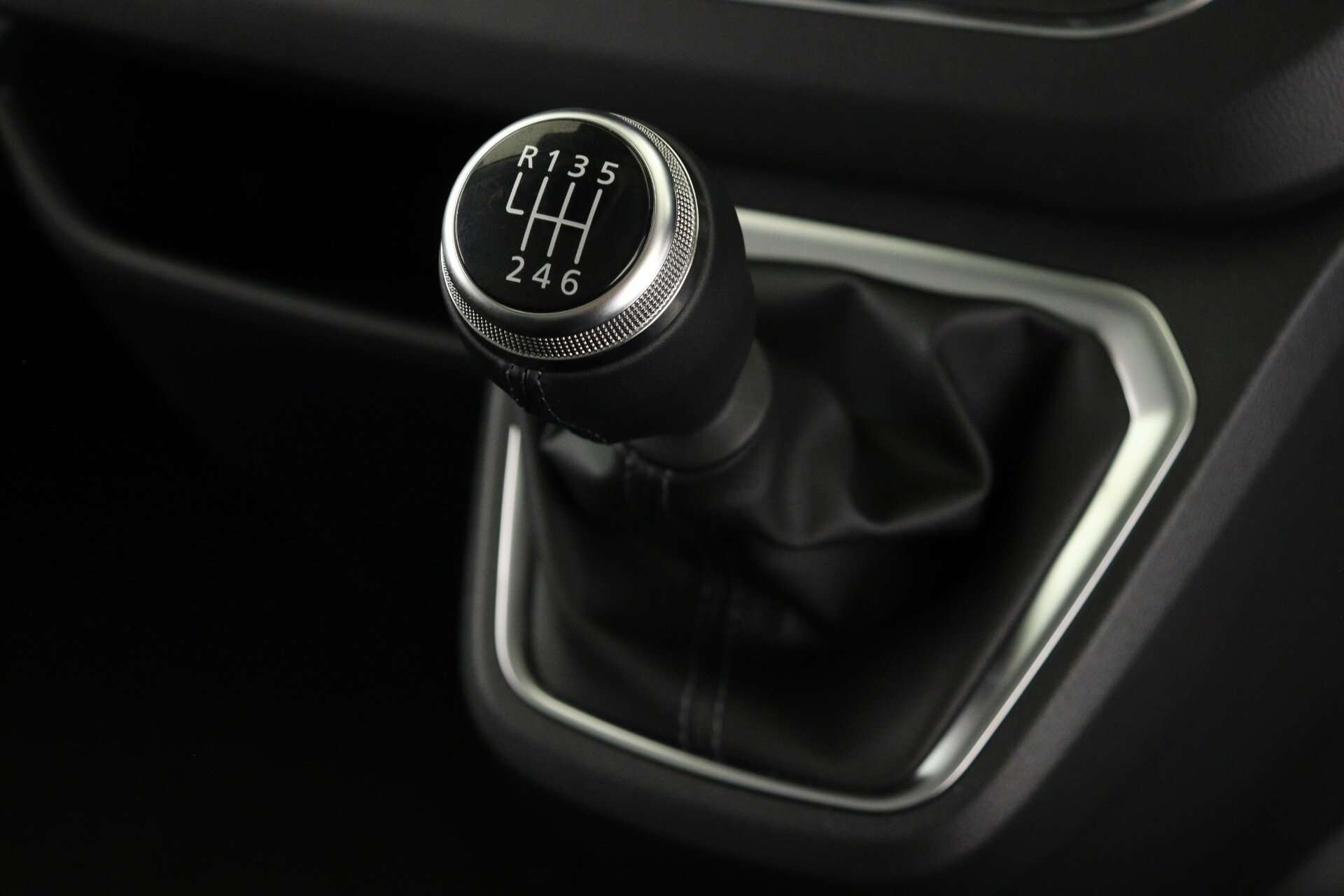 null RENAULT TRAFIC null RENAULT TRAFIC