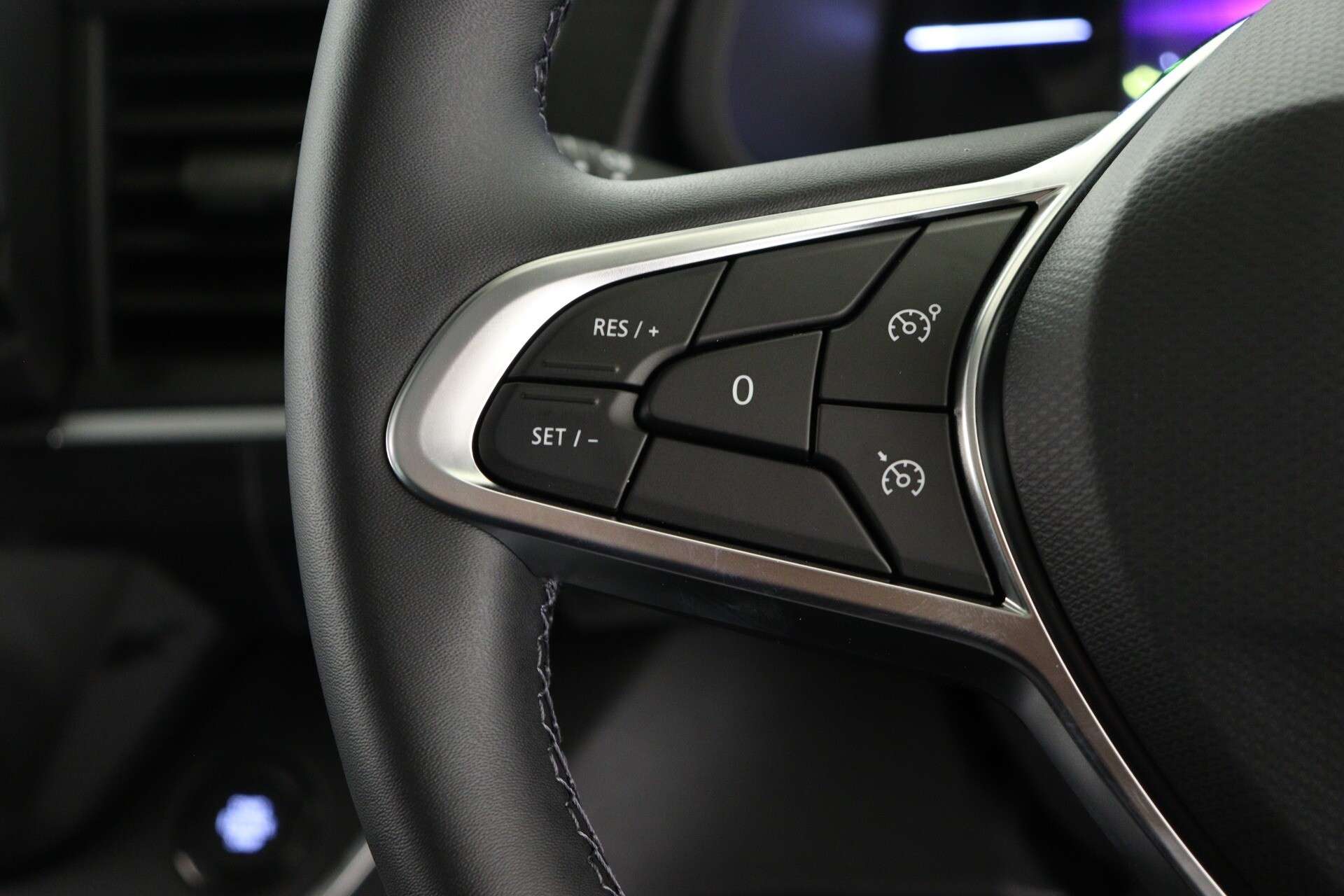 null RENAULT TRAFIC null RENAULT TRAFIC