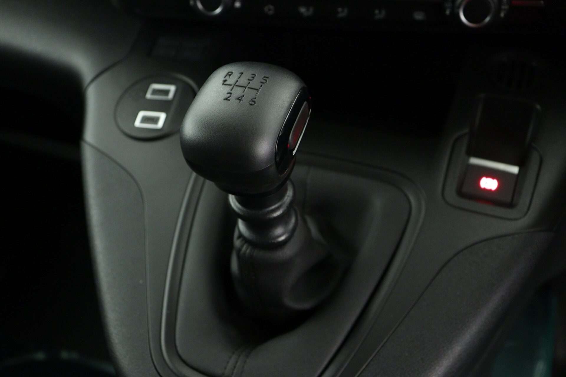 null PEUGEOT PARTNER null PEUGEOT PARTNER