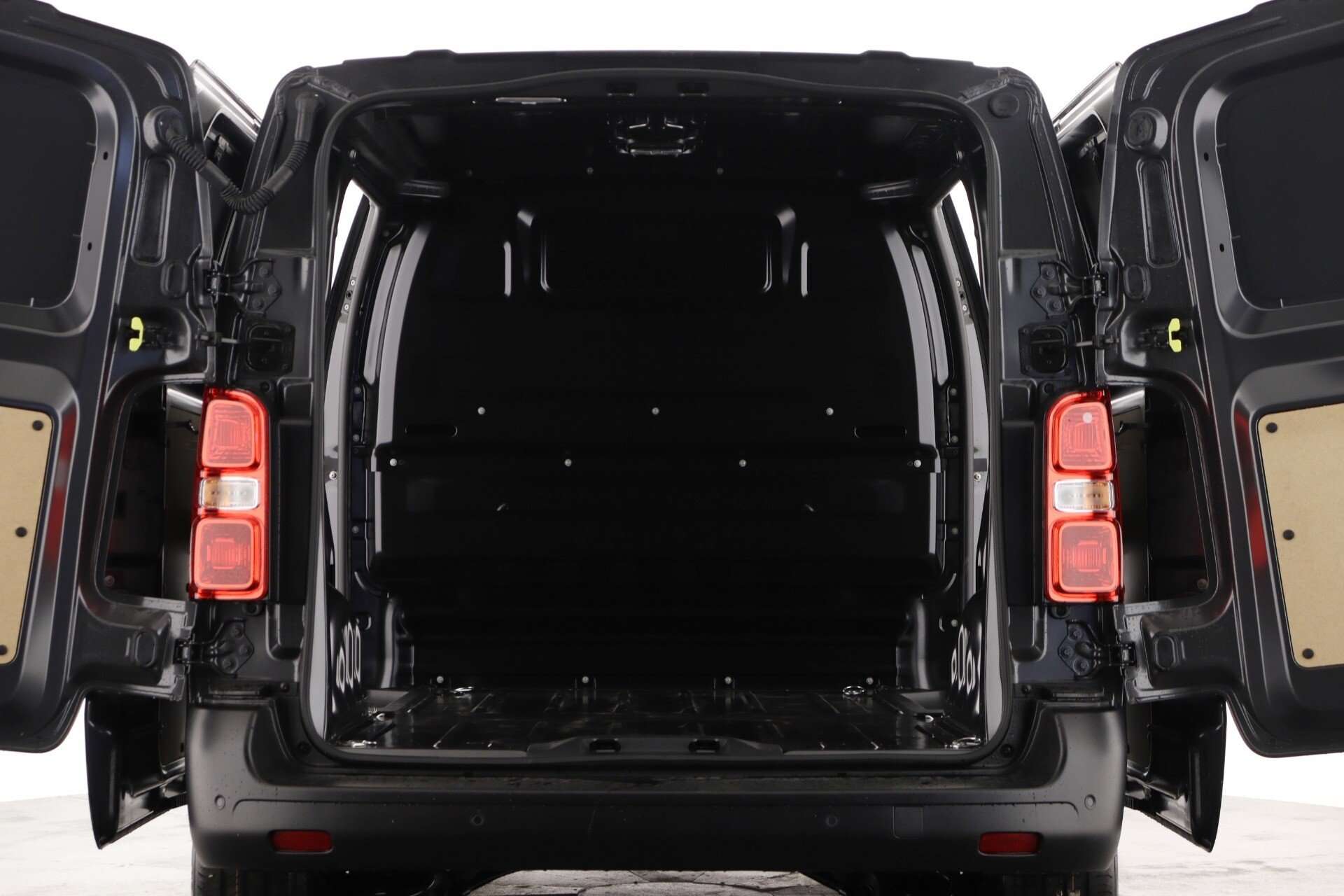 A null PEUGEOT EXPERT 1.5 BHDi 120 S&S Professional A null PEUGEOT EXPERT 1.5 BHDi 120 S&S Professional