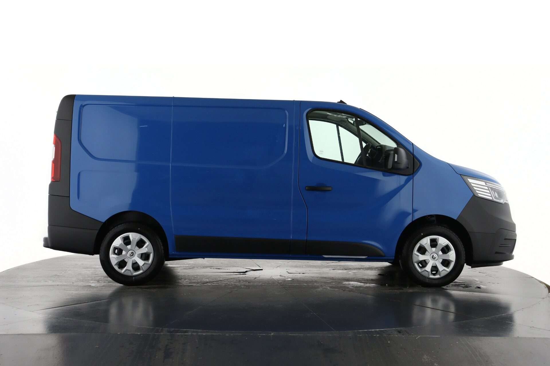 2023 RENAULT TRAFIC 2023 RENAULT TRAFIC