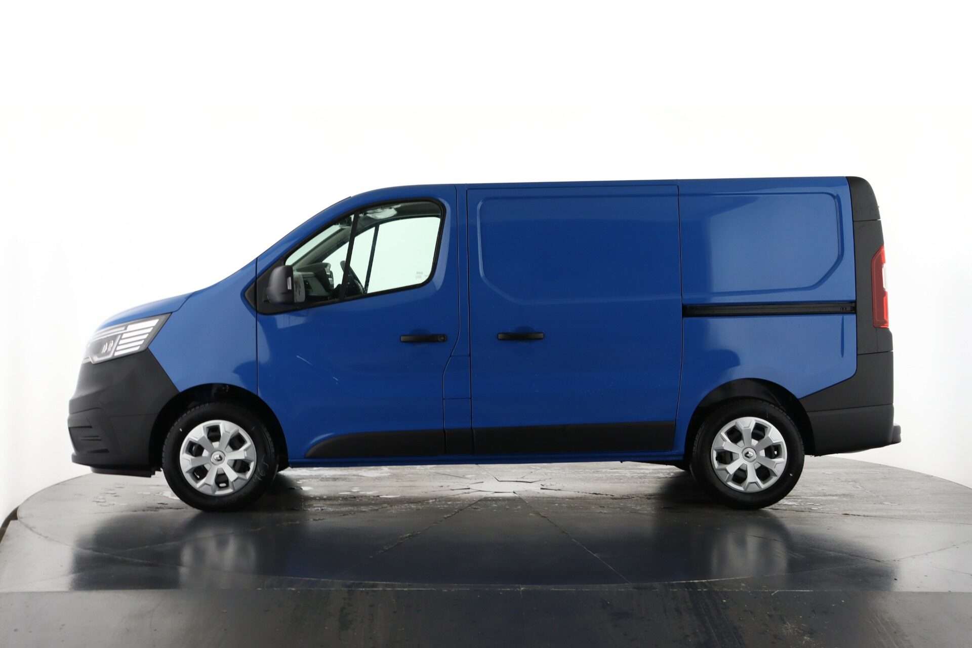 2023 RENAULT TRAFIC 2023 RENAULT TRAFIC