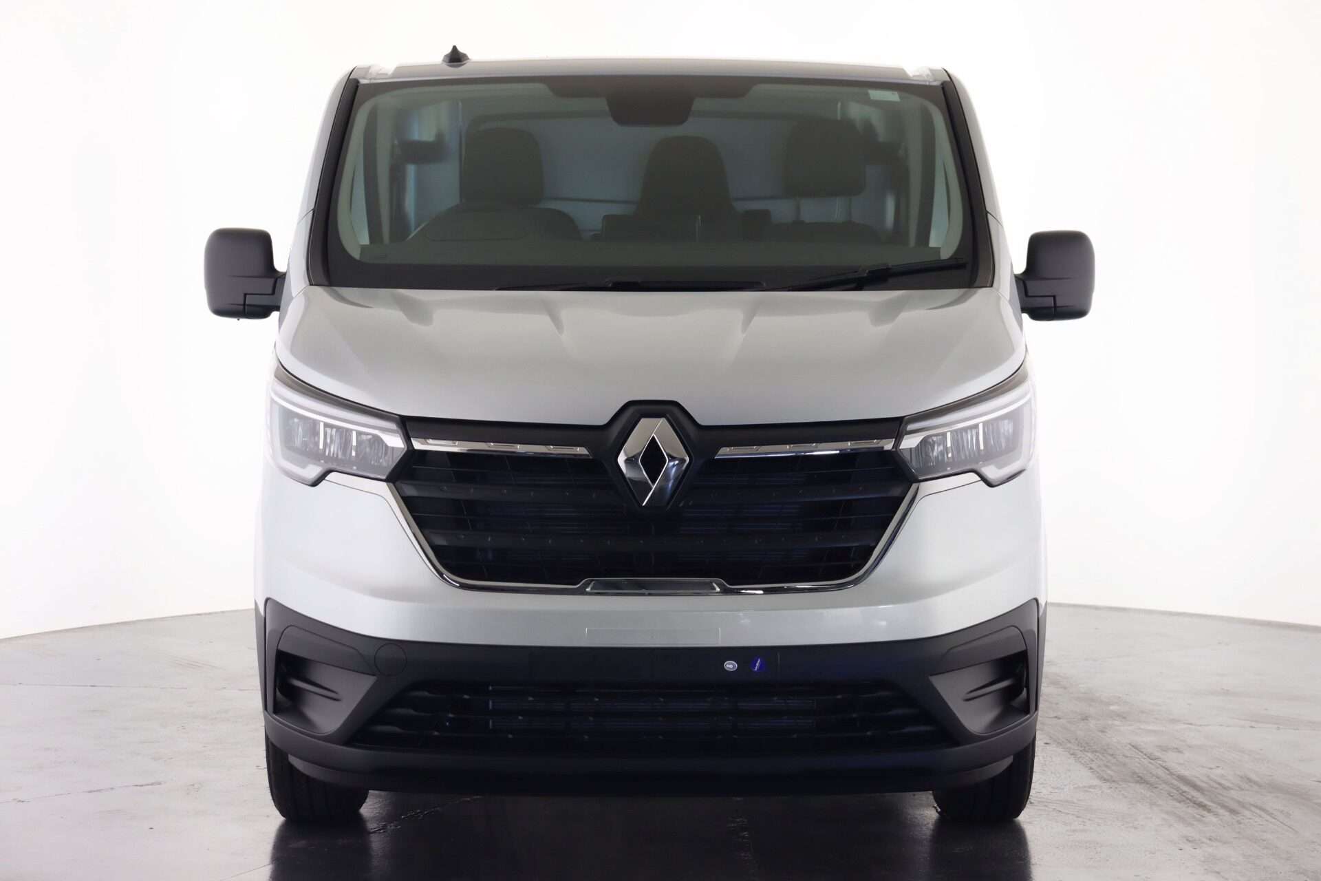 2024 RENAULT TRAFIC 2024 RENAULT TRAFIC