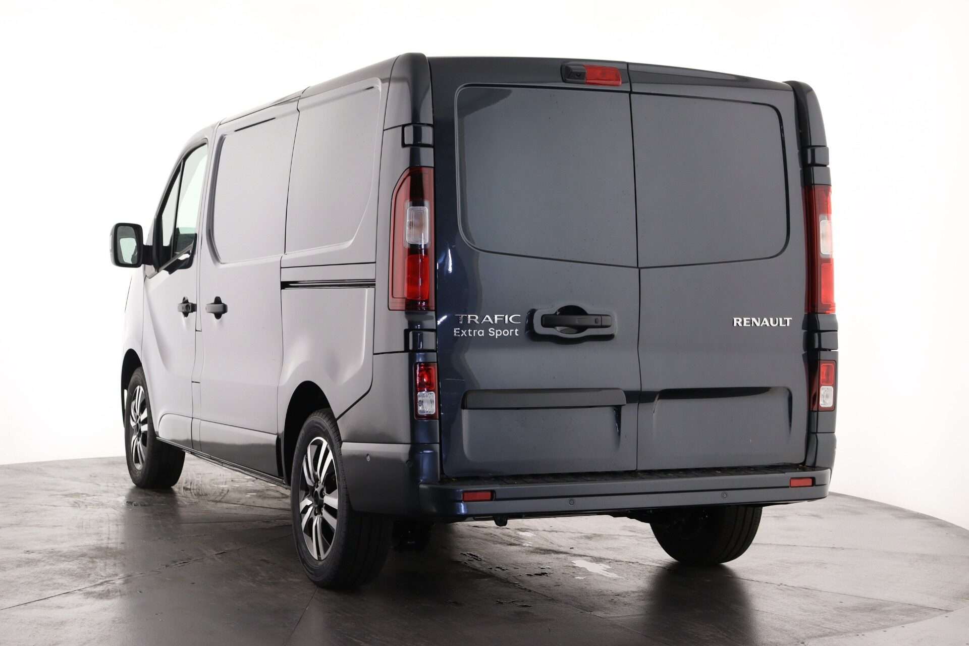 2025 RENAULT TRAFIC 2025 RENAULT TRAFIC