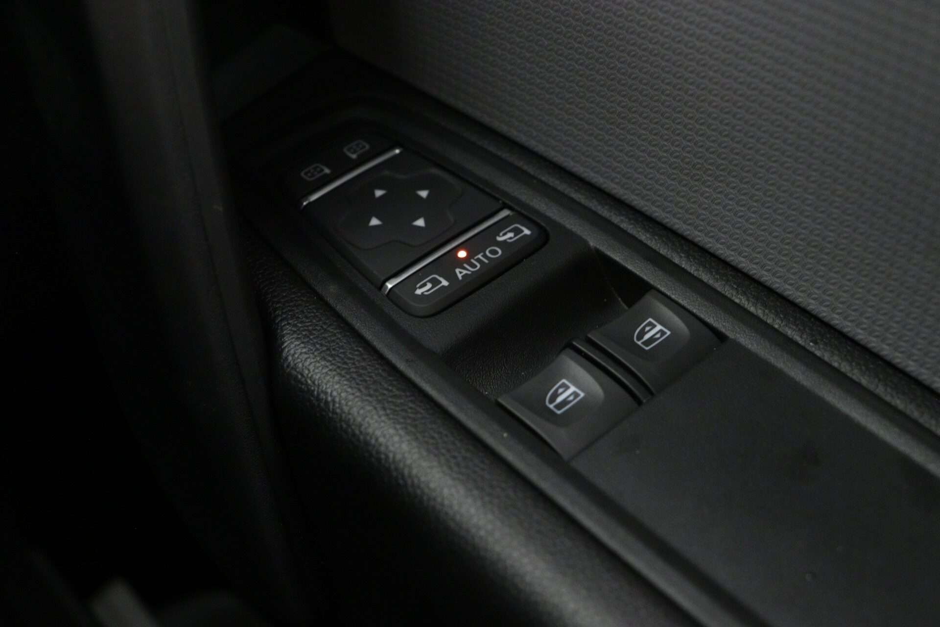 2025 RENAULT KANGOO 2025 RENAULT KANGOO