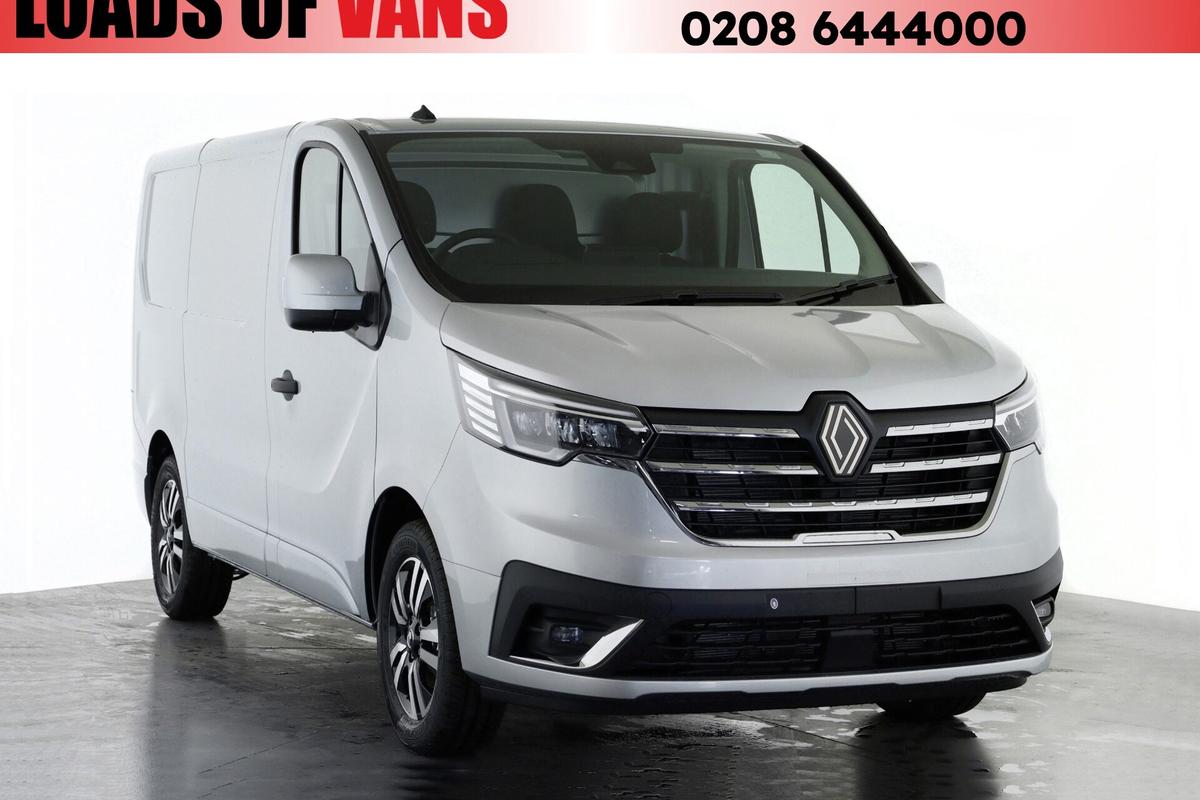 Check out this Renault Trafic 2025 Diesel Manual