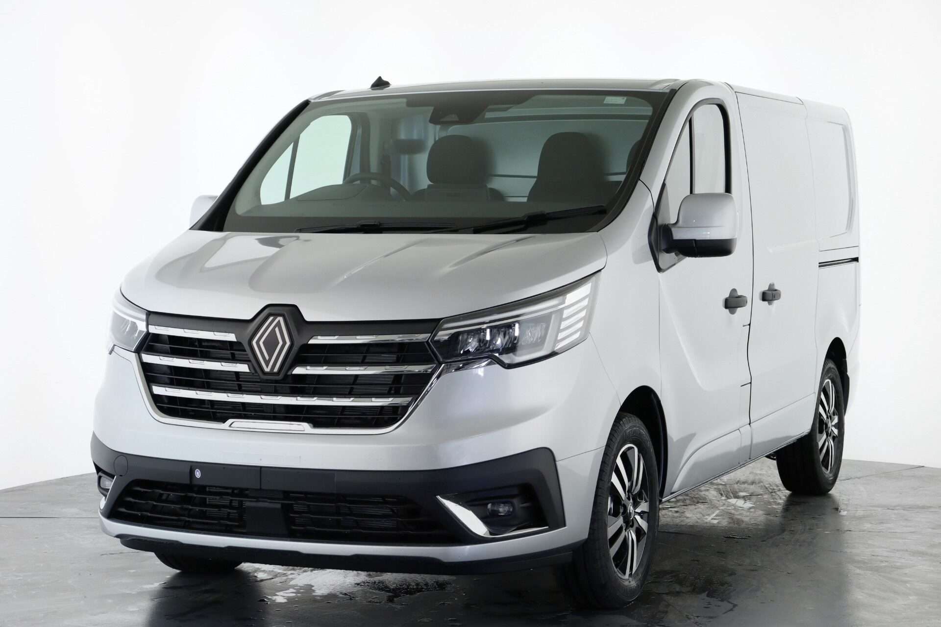 2025 RENAULT TRAFIC 2025 RENAULT TRAFIC