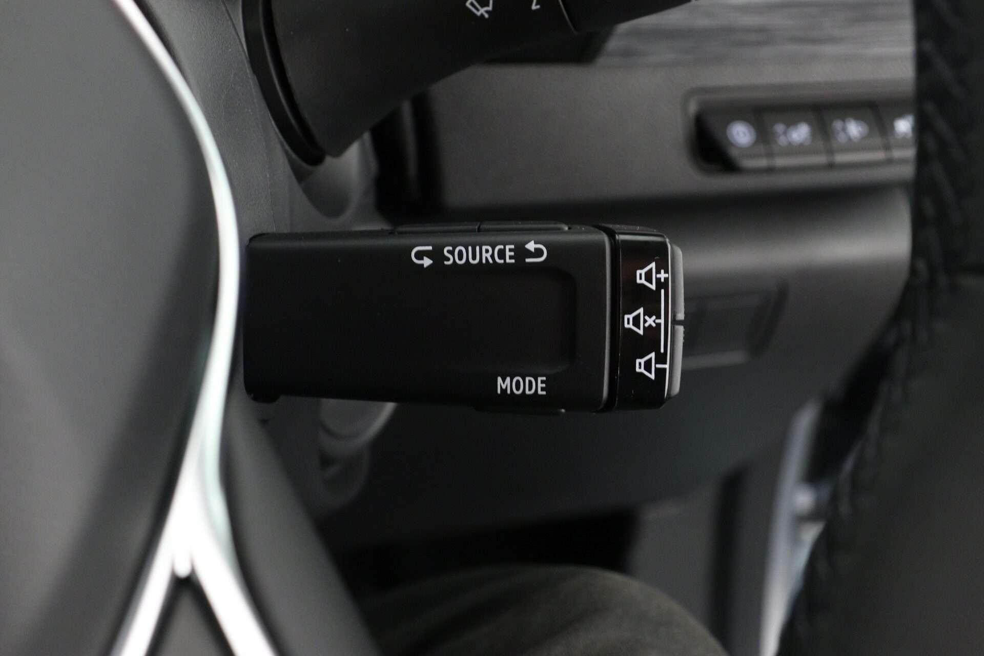 2025 RENAULT KANGOO 2025 RENAULT KANGOO