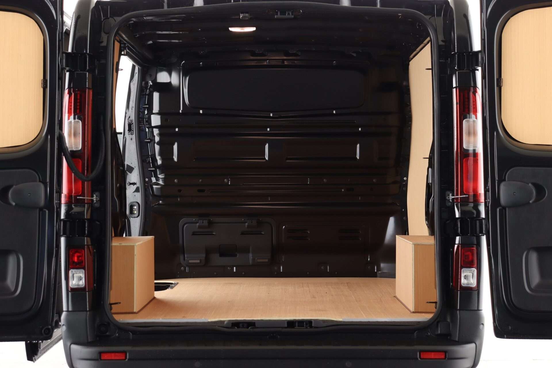 2025 RENAULT TRAFIC 2025 RENAULT TRAFIC