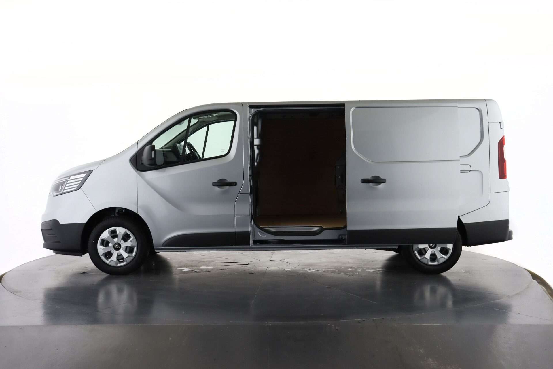 2025 RENAULT TRAFIC 2025 RENAULT TRAFIC