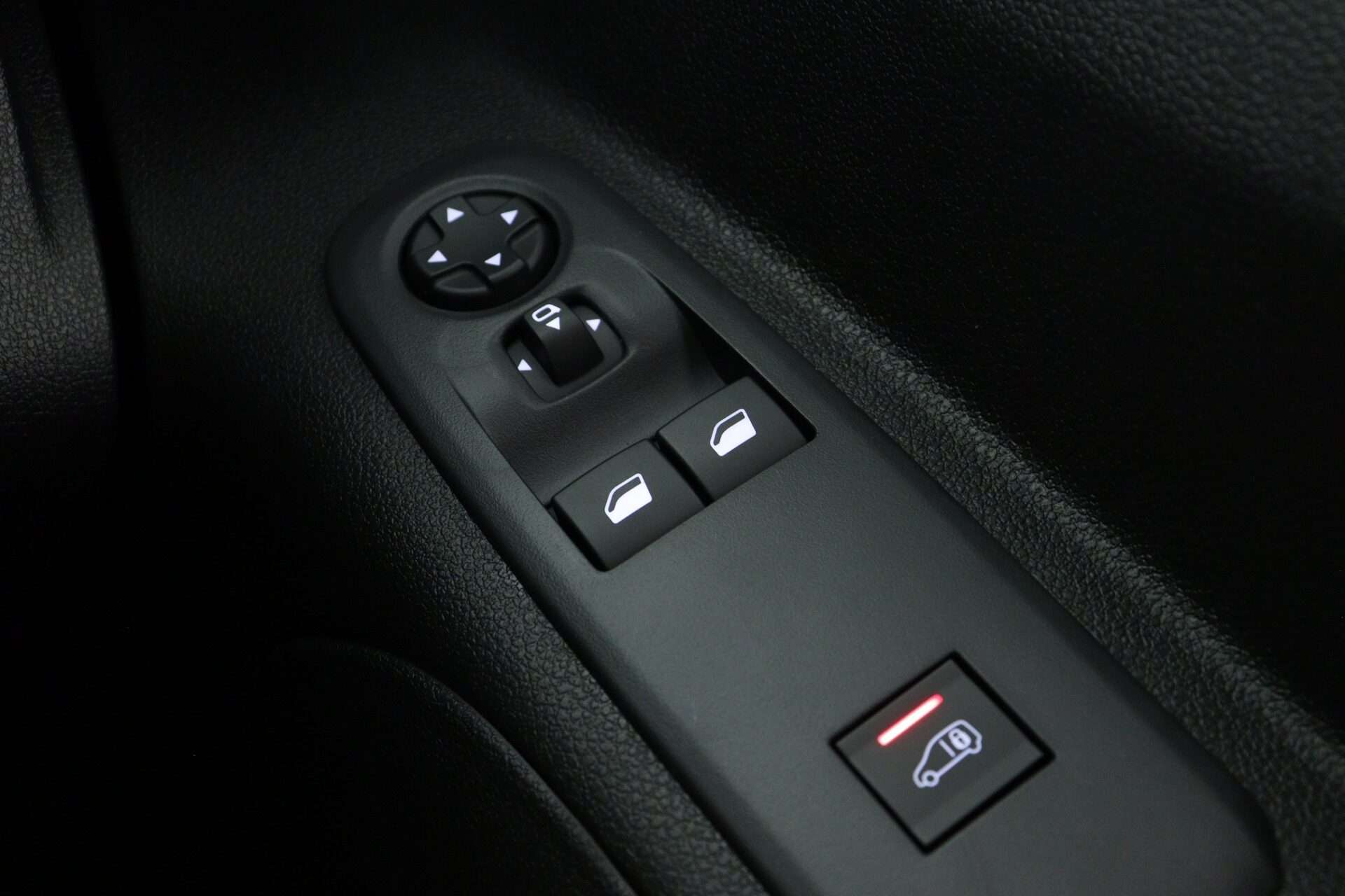 2025 PEUGEOT PARTNER 2025 PEUGEOT PARTNER