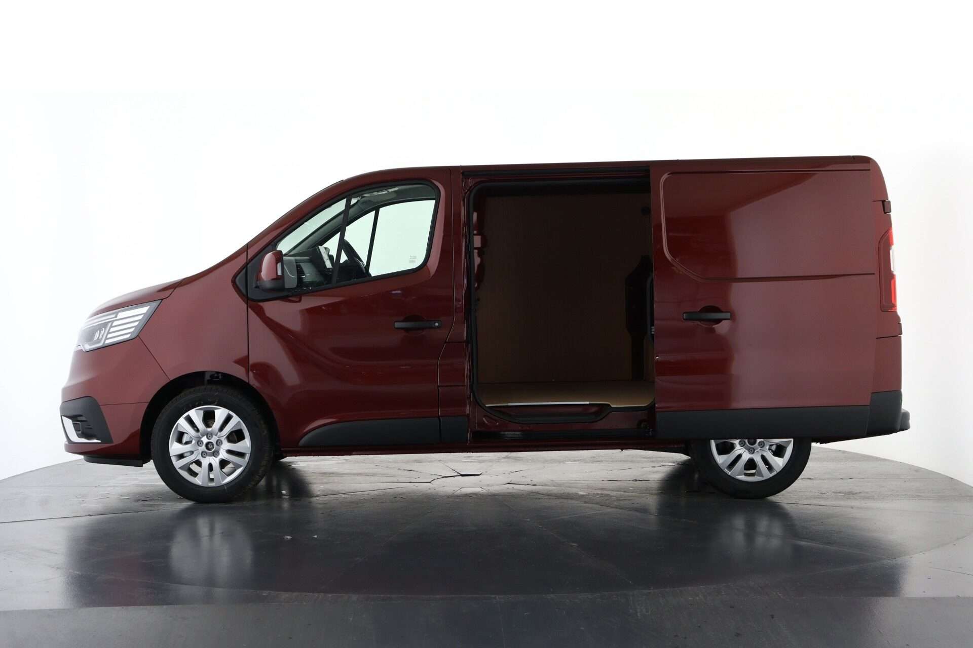 2025 RENAULT TRAFIC 2025 RENAULT TRAFIC
