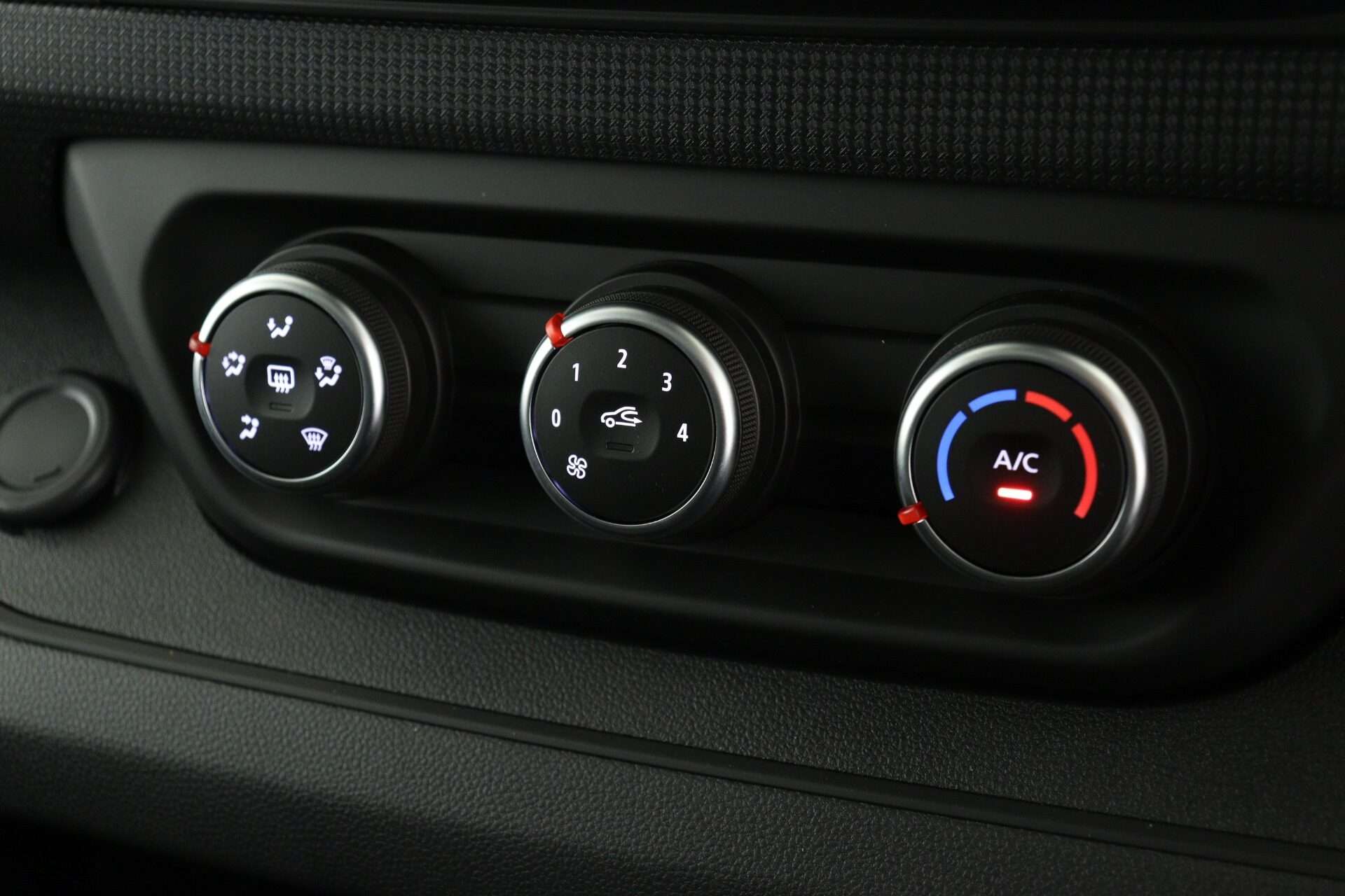 2025 RENAULT TRAFIC 2025 RENAULT TRAFIC