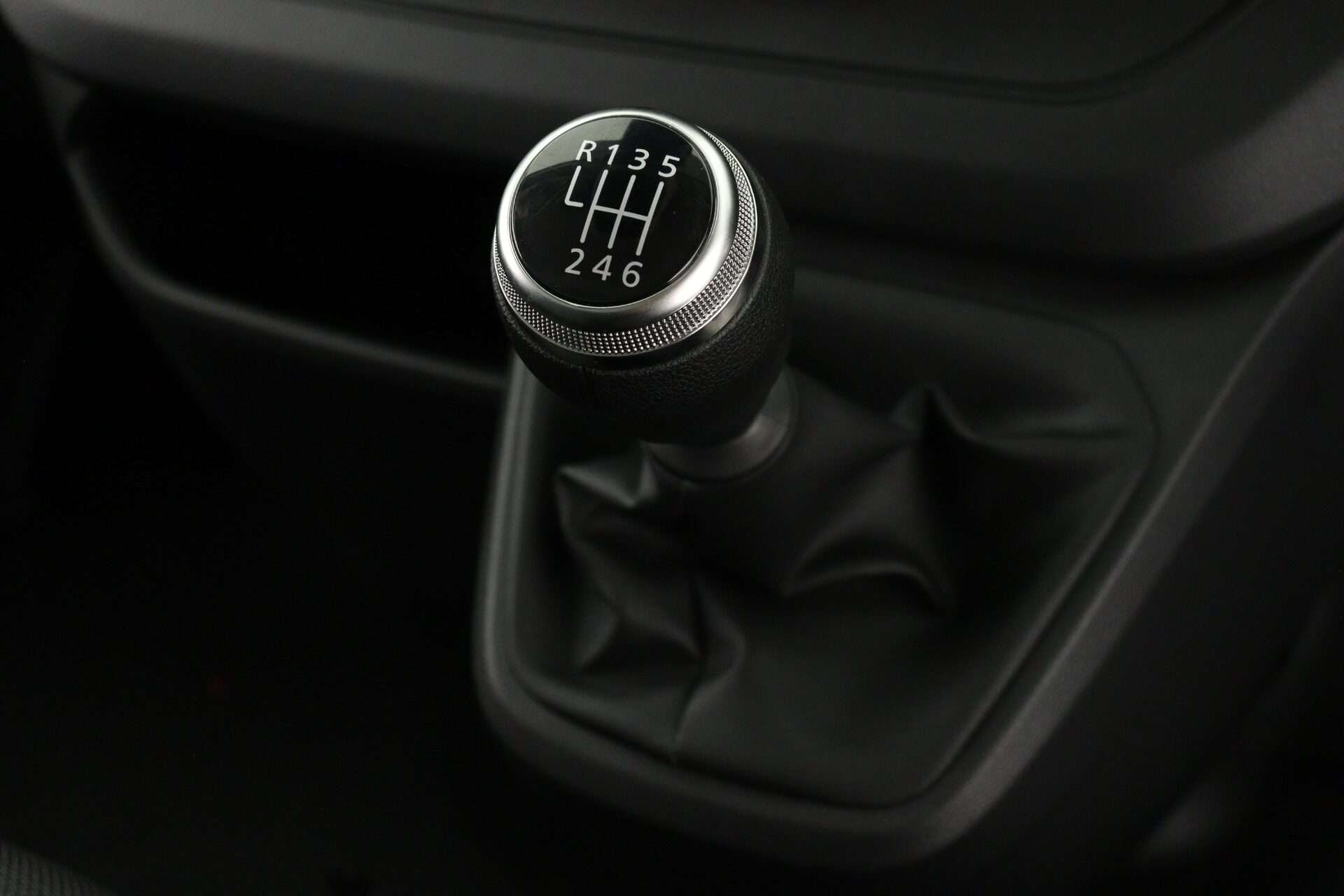 2025 RENAULT TRAFIC 2025 RENAULT TRAFIC