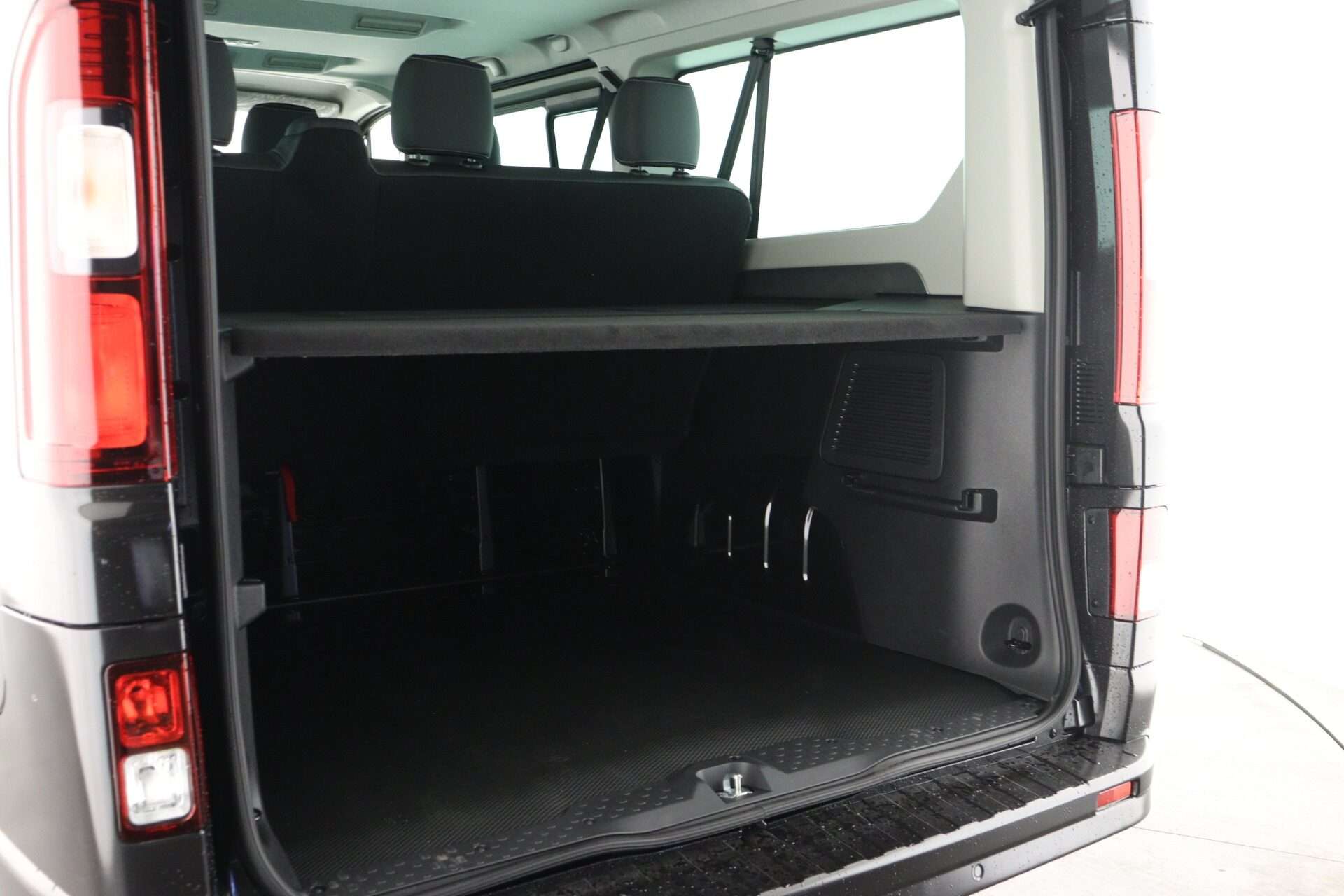 2025 RENAULT TRAFIC 2025 RENAULT TRAFIC