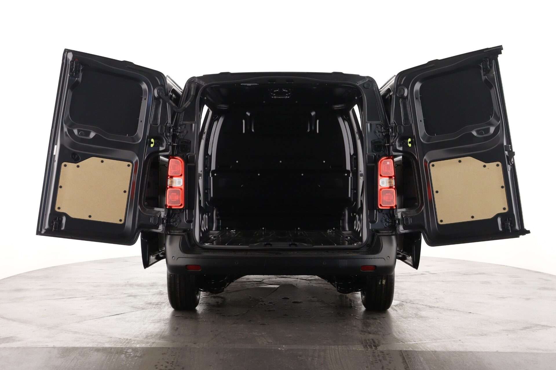 A 2025 PEUGEOT EXPERT 1.5 BlueHDi 120 Professional Van A 2025 PEUGEOT EXPERT 1.5 BlueHDi 120 Professional Van