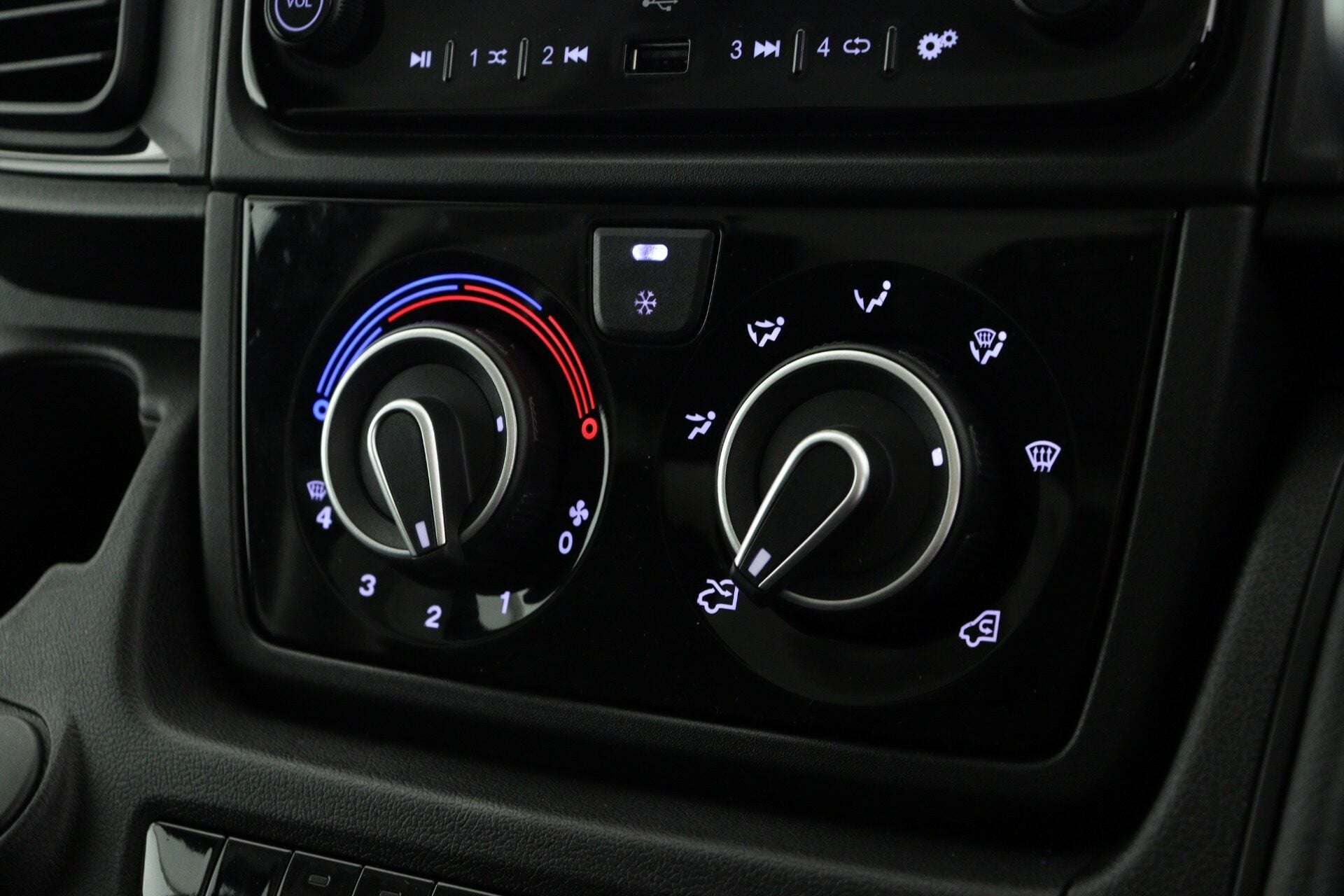 2025 VAUXHALL MOVANO 2025 VAUXHALL MOVANO