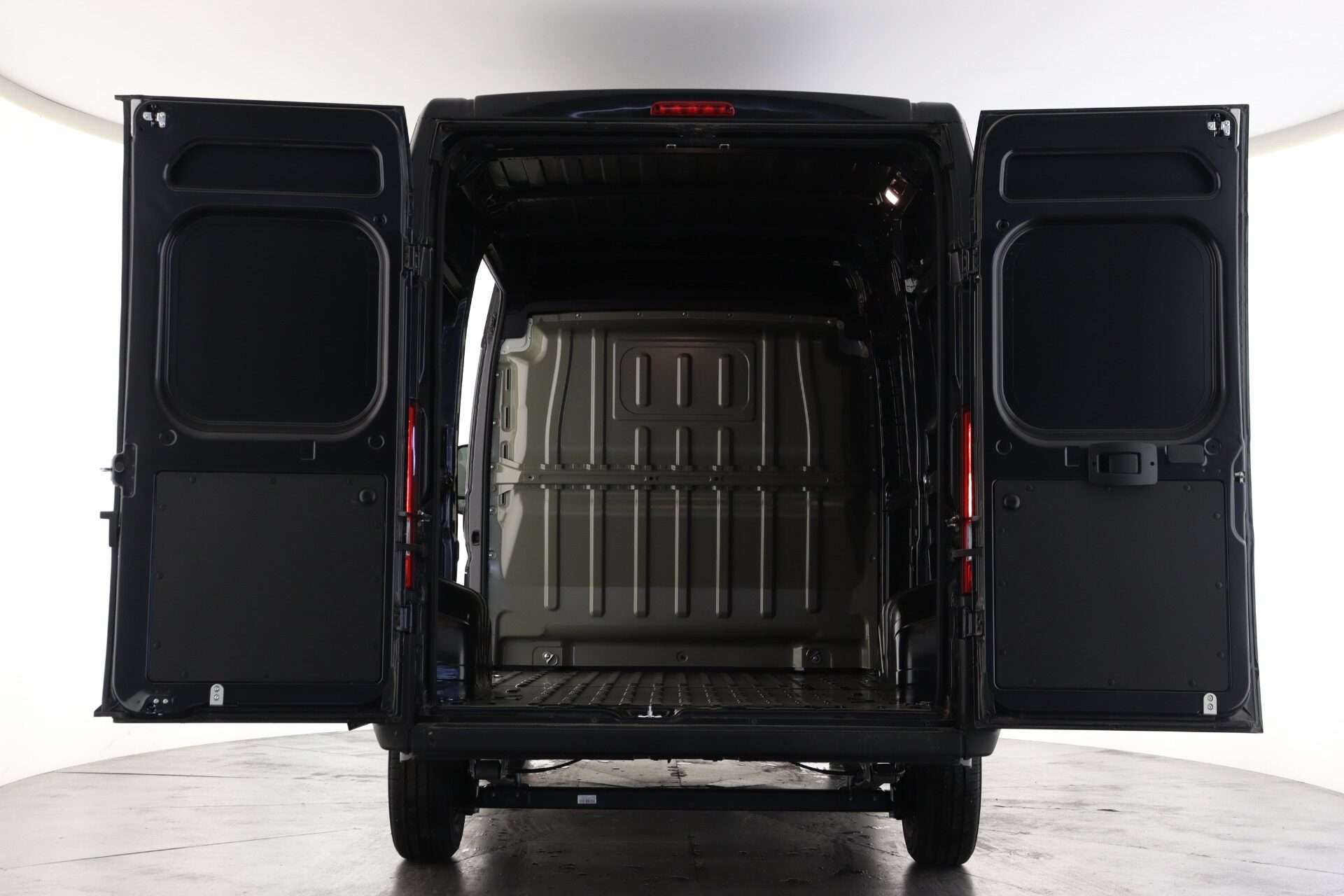 A 2025 VAUXHALL MOVANO 35 L2H2 2.2 Turbo D 140 Prime Auto A 2025 VAUXHALL MOVANO 35 L2H2 2.2 Turbo D 140 Prime Auto