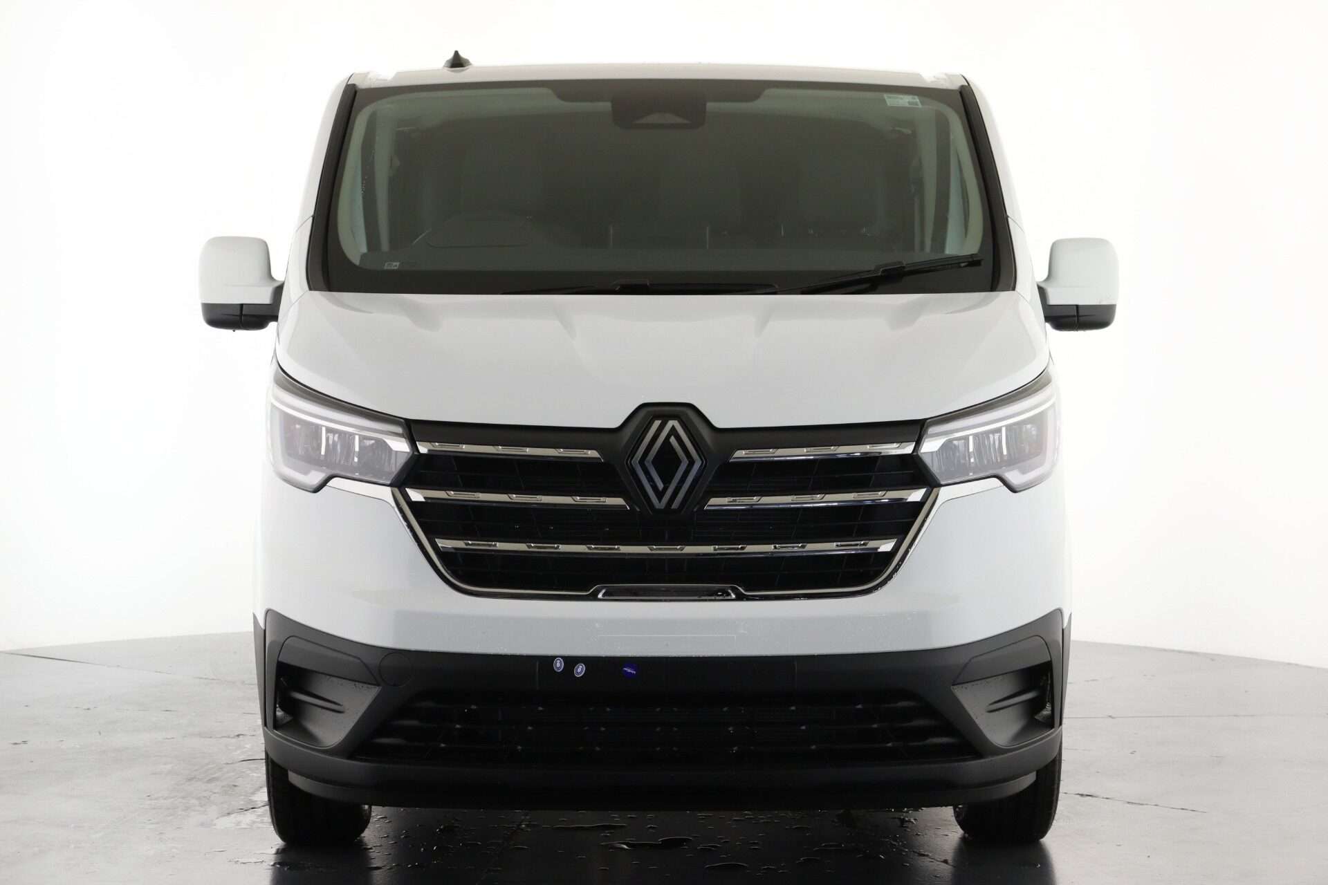 2025 RENAULT TRAFIC 2025 RENAULT TRAFIC