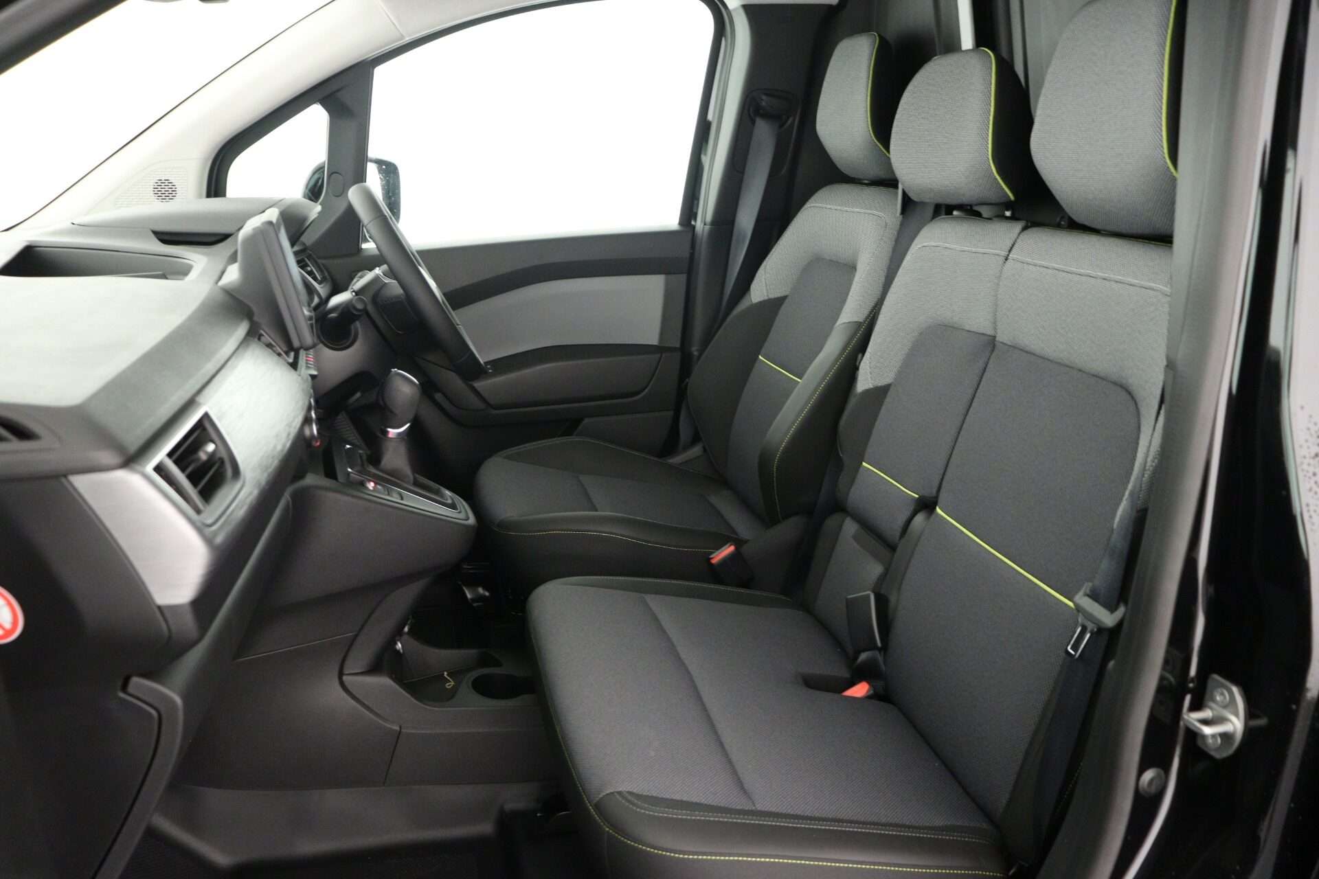 2025 RENAULT KANGOO 2025 RENAULT KANGOO